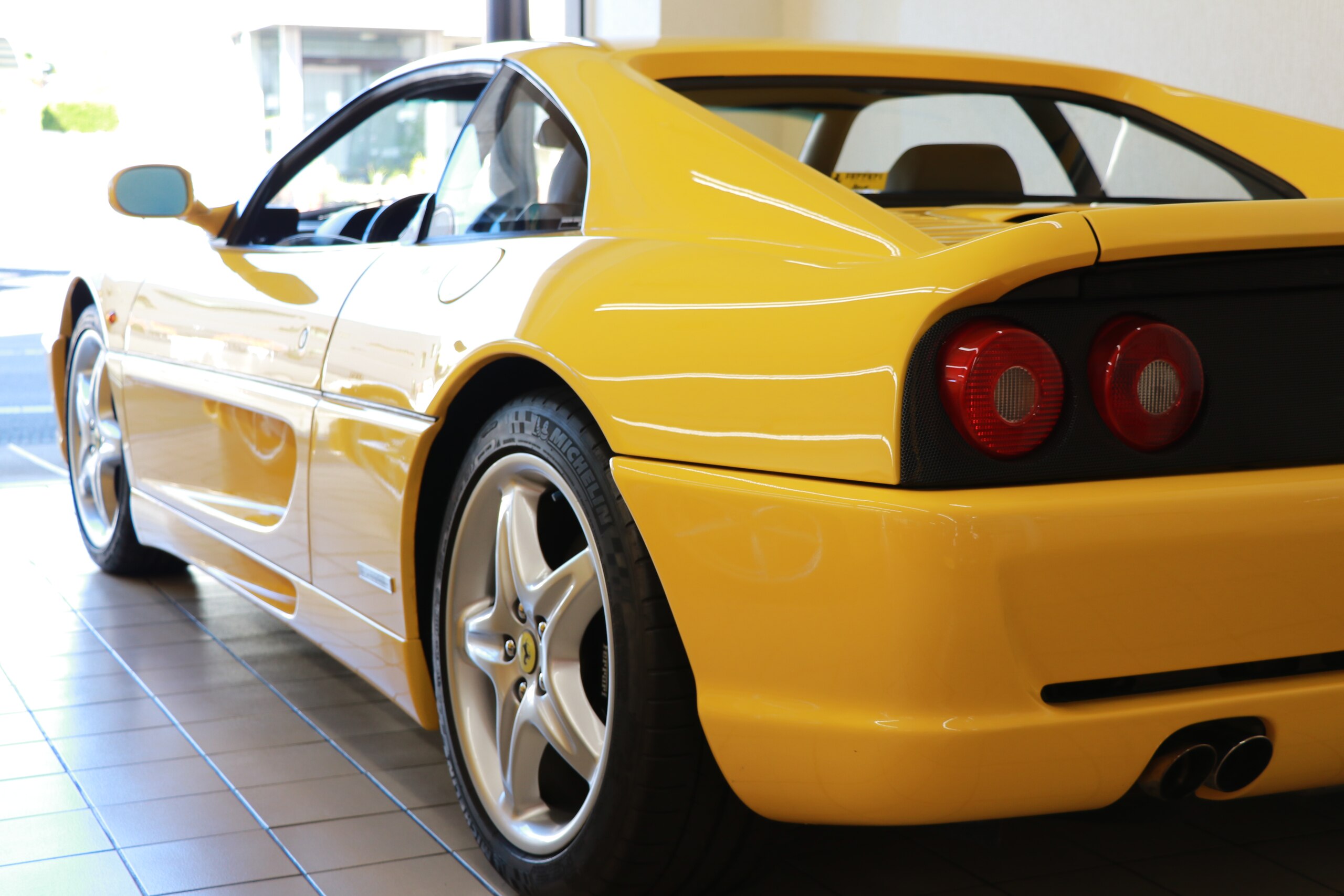 Ferrari F355 Berlinetta (photo: 15)