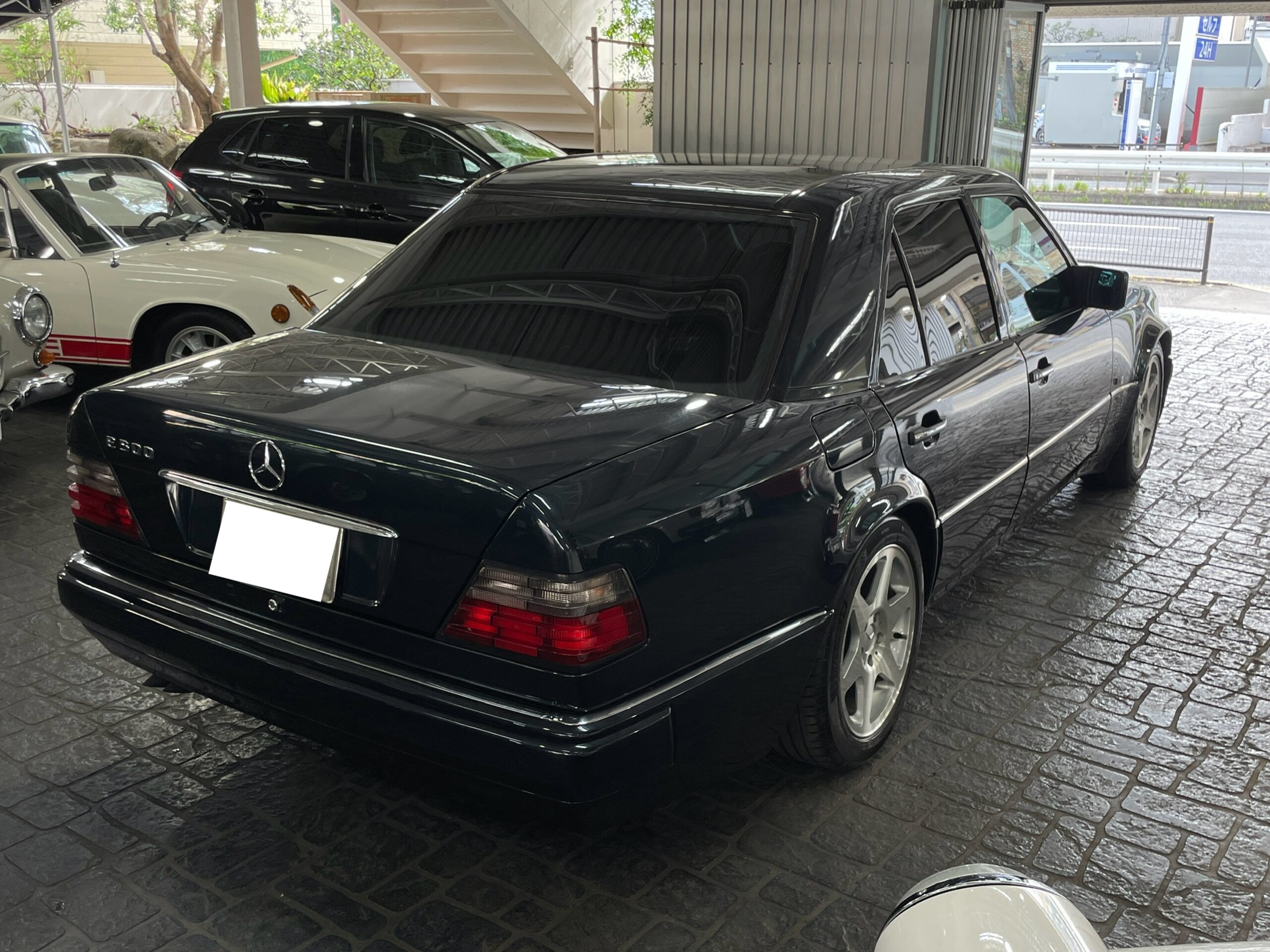 Mercedes Benz E500 Limited (photo: 4)