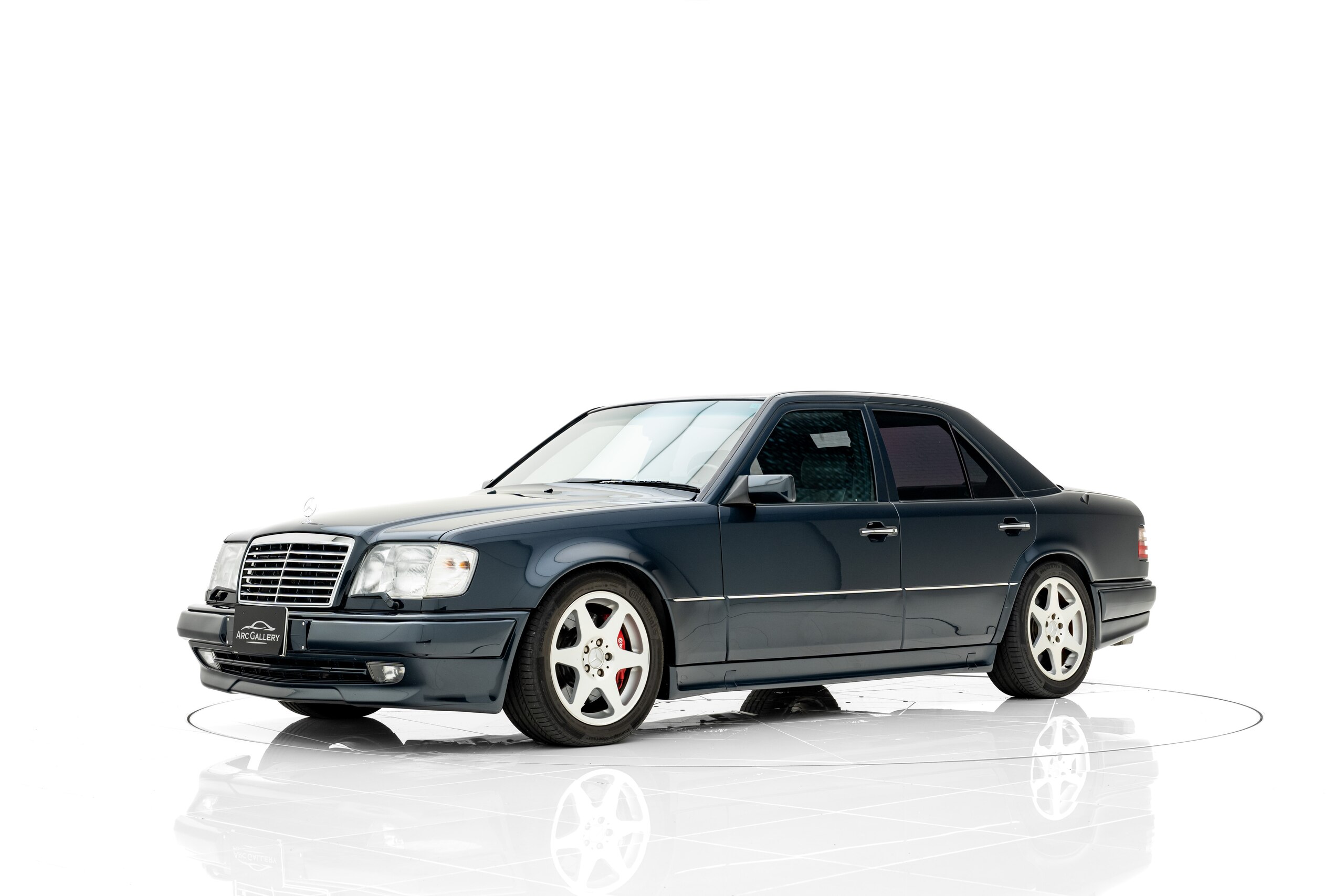 Mercedes Benz 500E