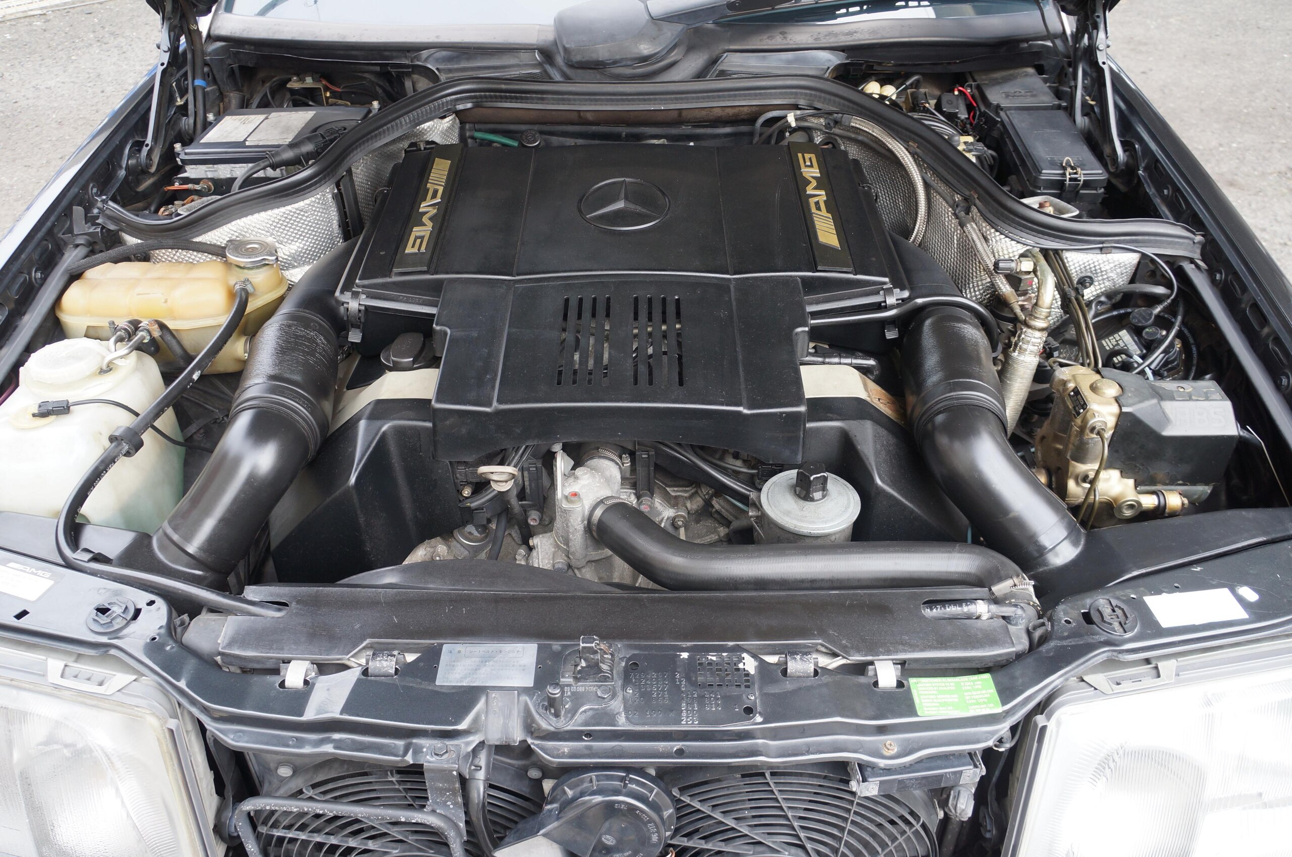 Mercedes Benz E400 AMG (photo: 17)