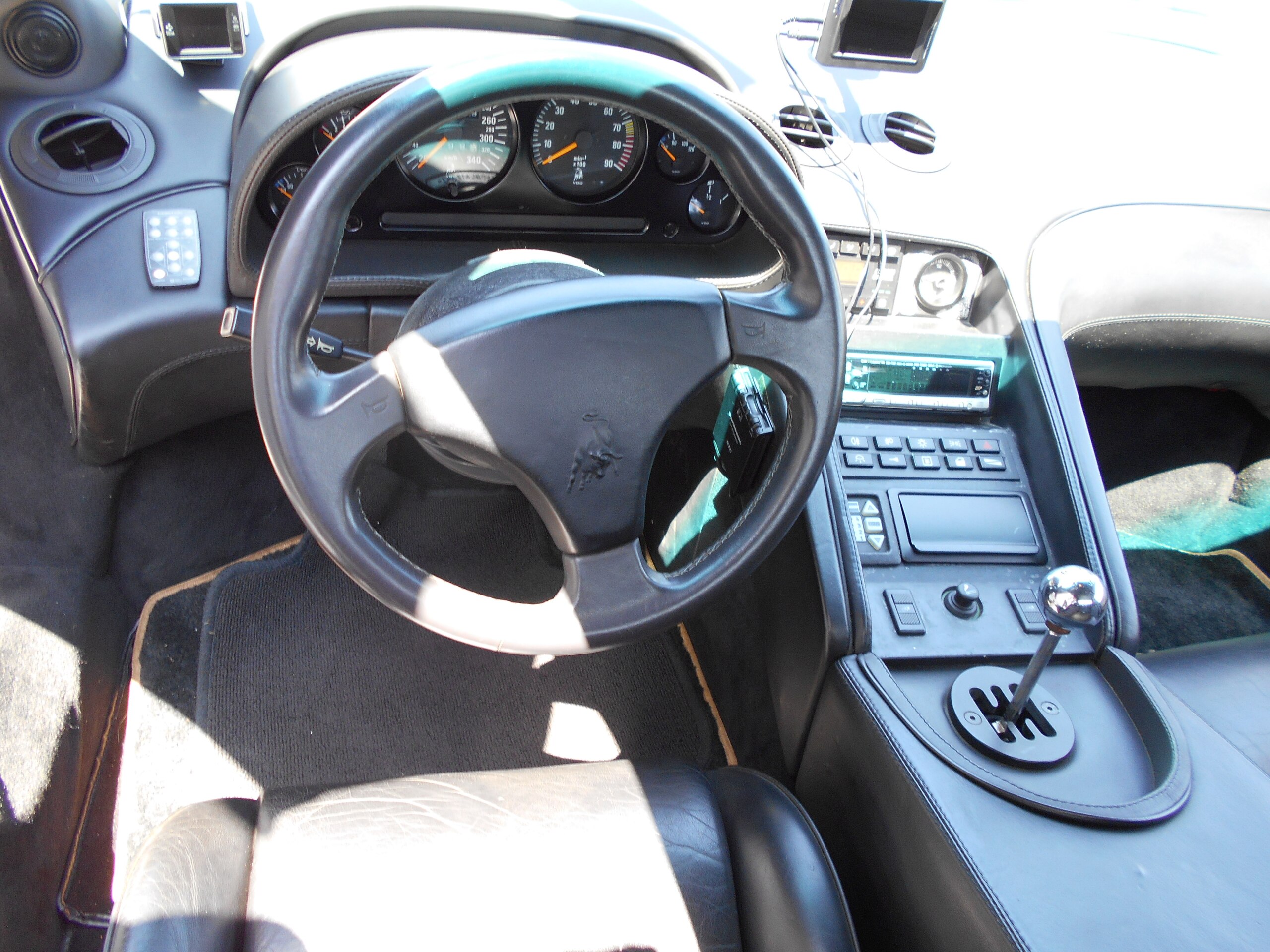 Lamborghini Diablo (photo: 9)