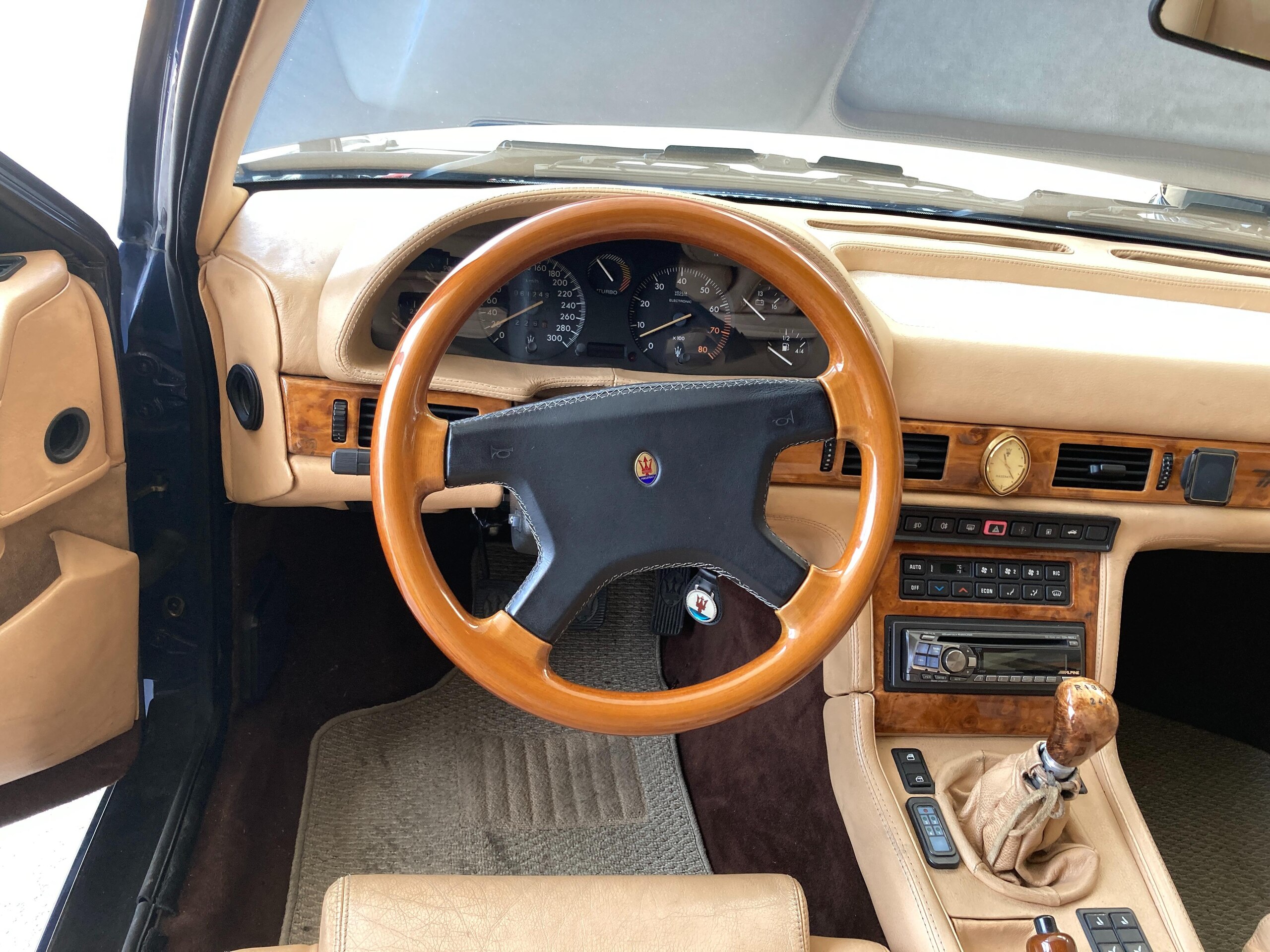 Maserati Ghibli (photo: 8)