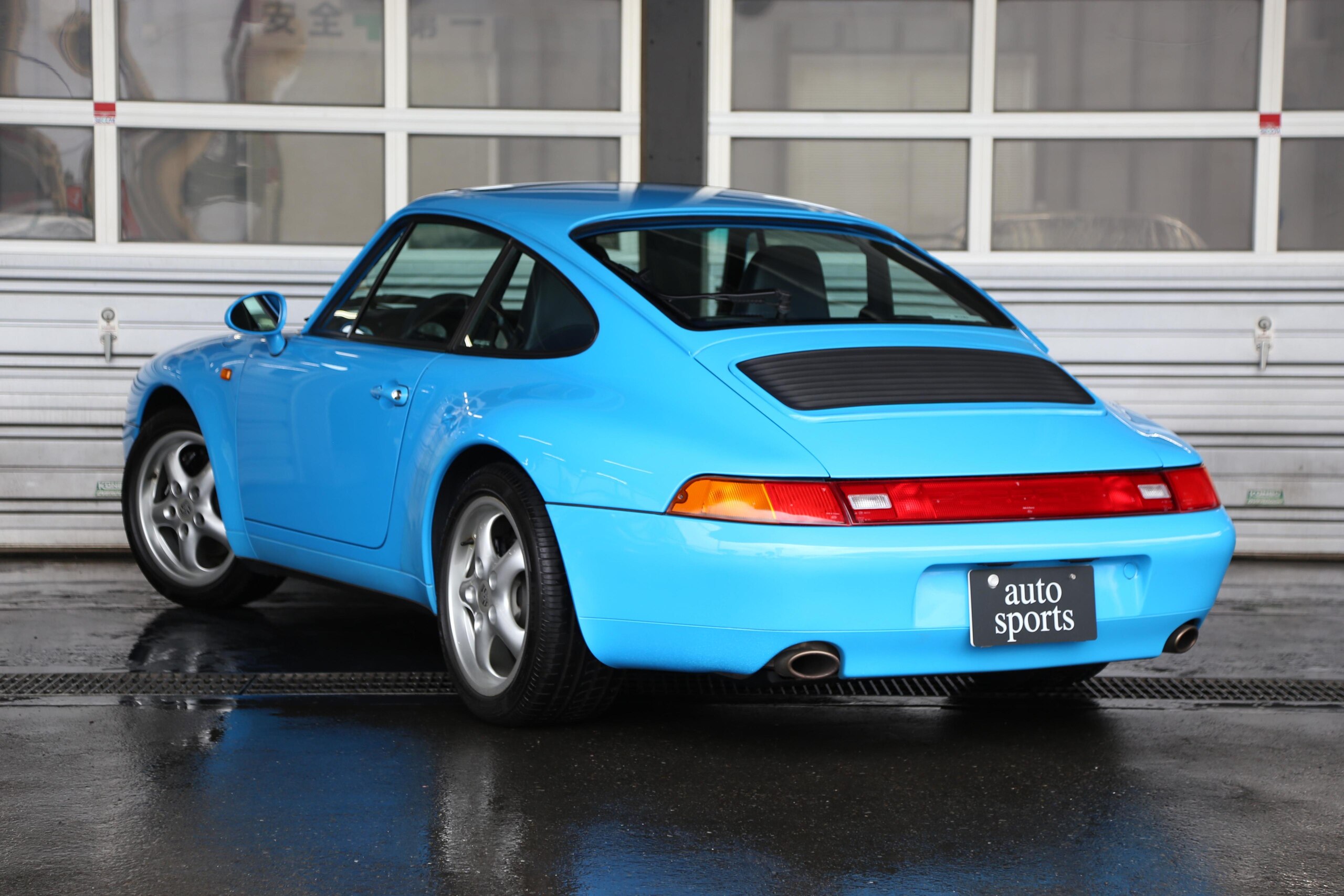 Porsche 911 Carrera (photo: 3)