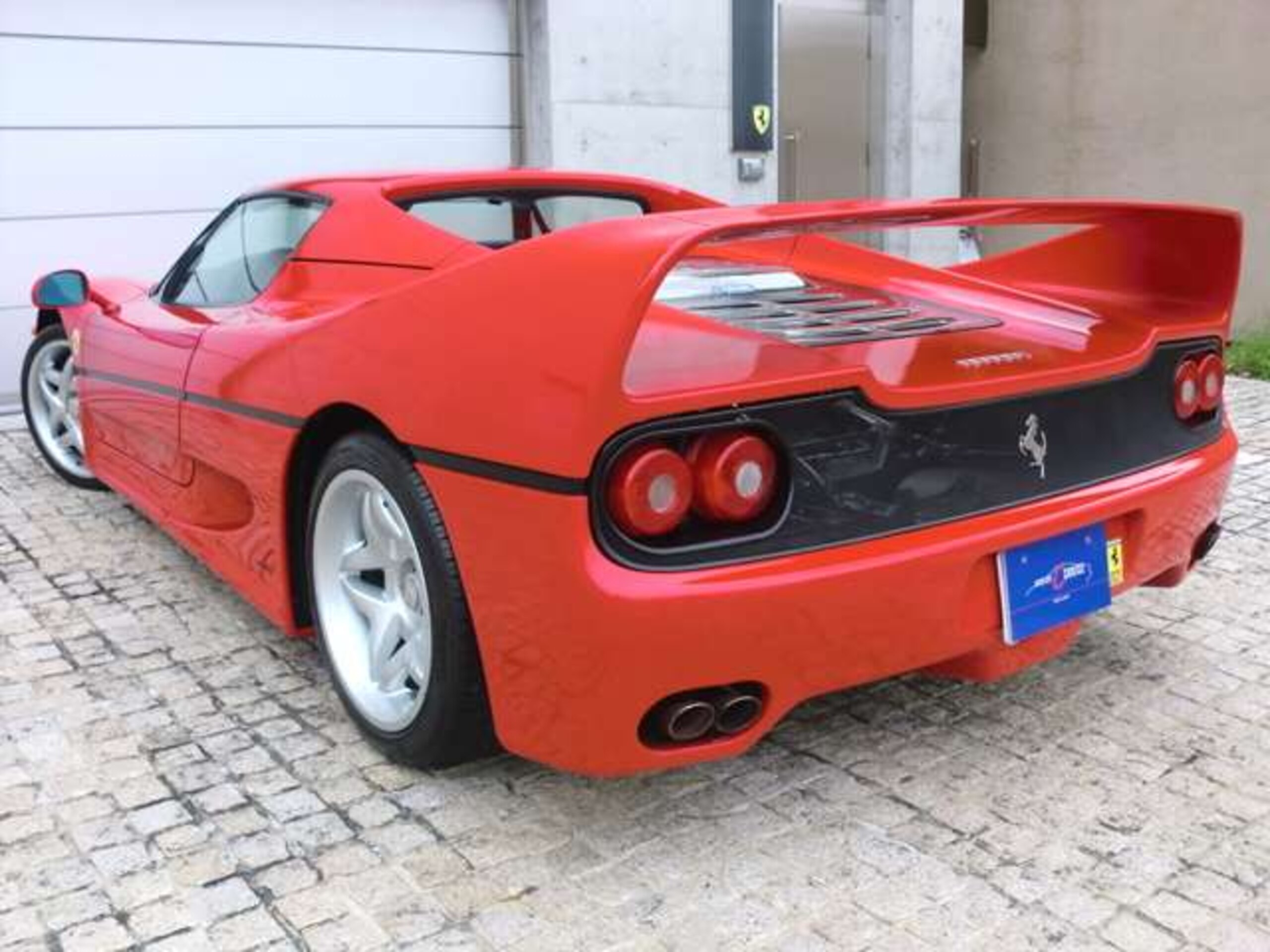 Ferrari F50 (photo: 3)