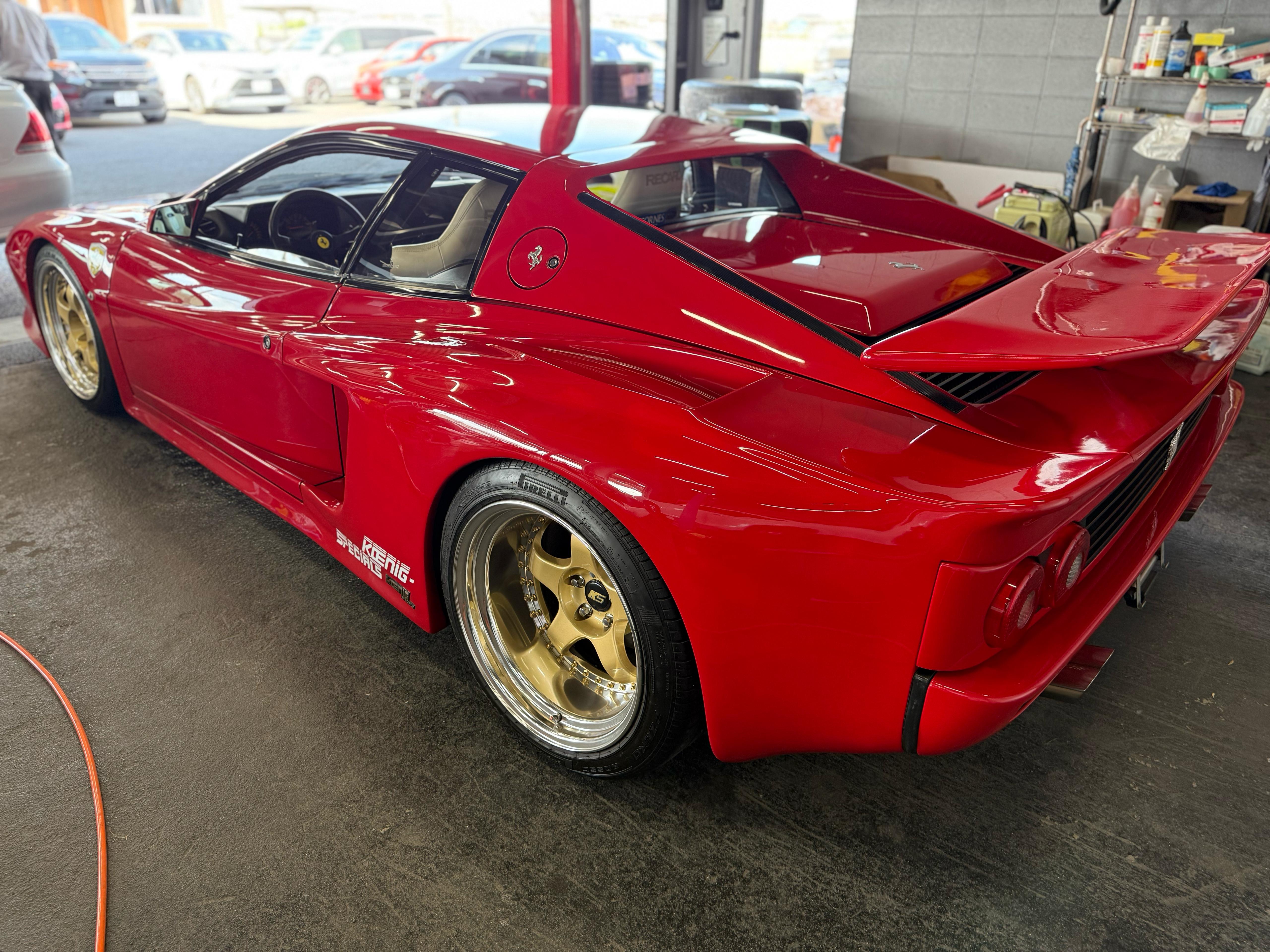 Ferrari Testarossa (photo: 7)