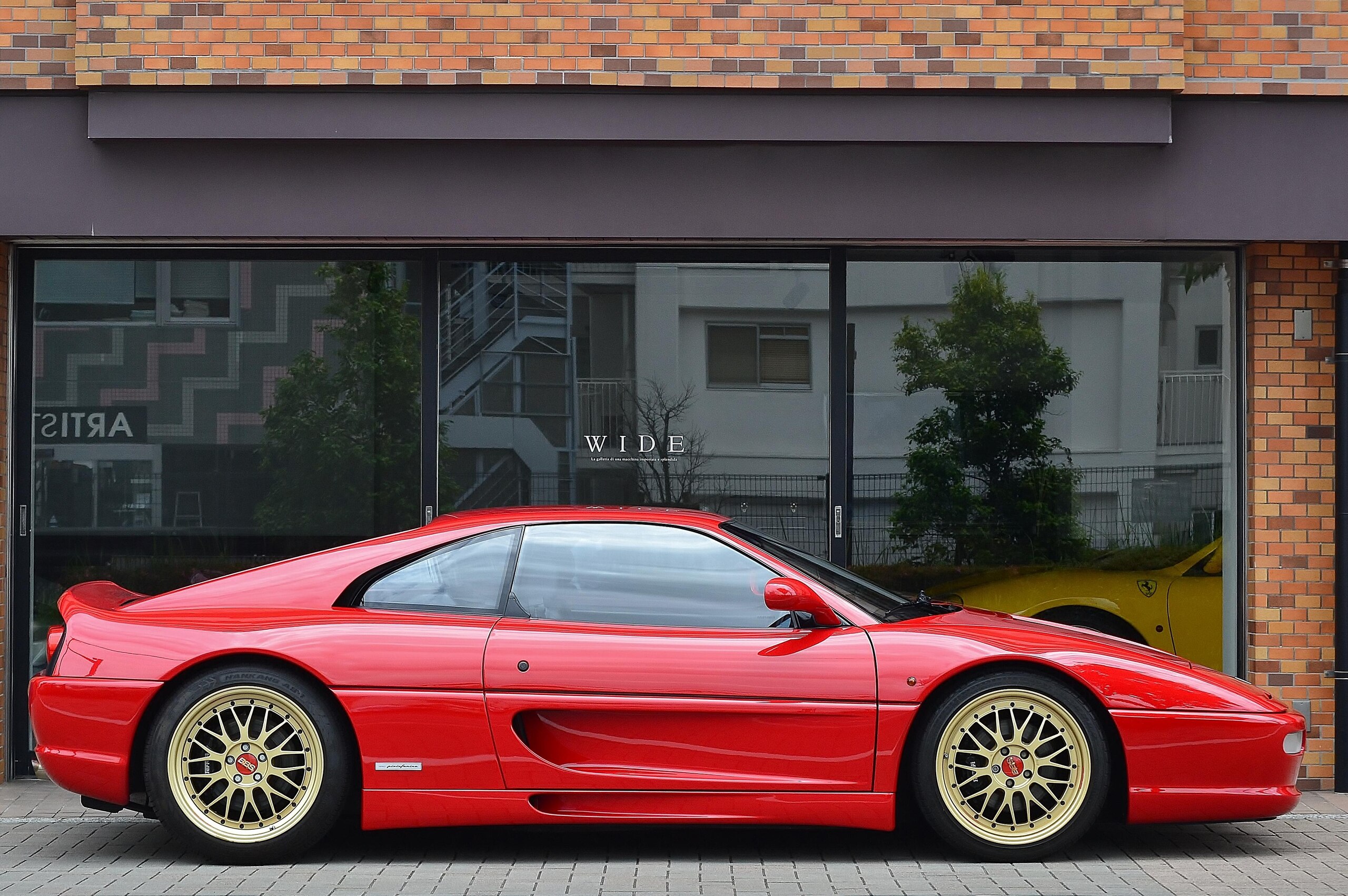 Ferrari F355 Berlinetta (photo: 4)