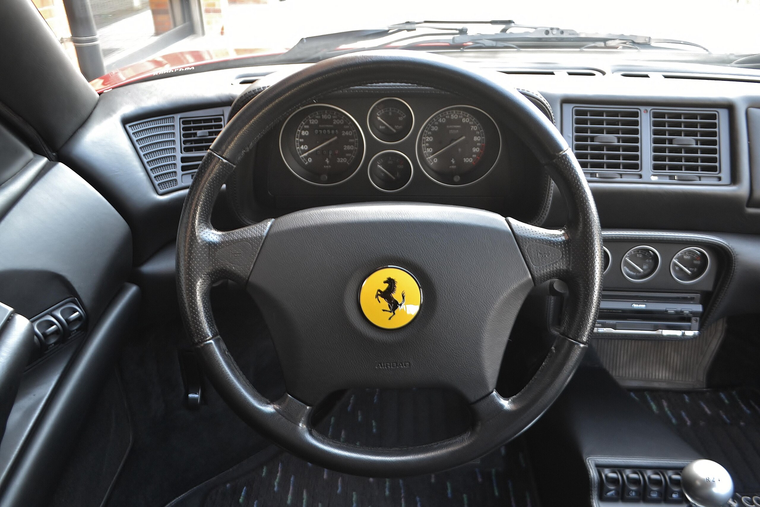 Ferrari F355 Berlinetta (photo: 9)