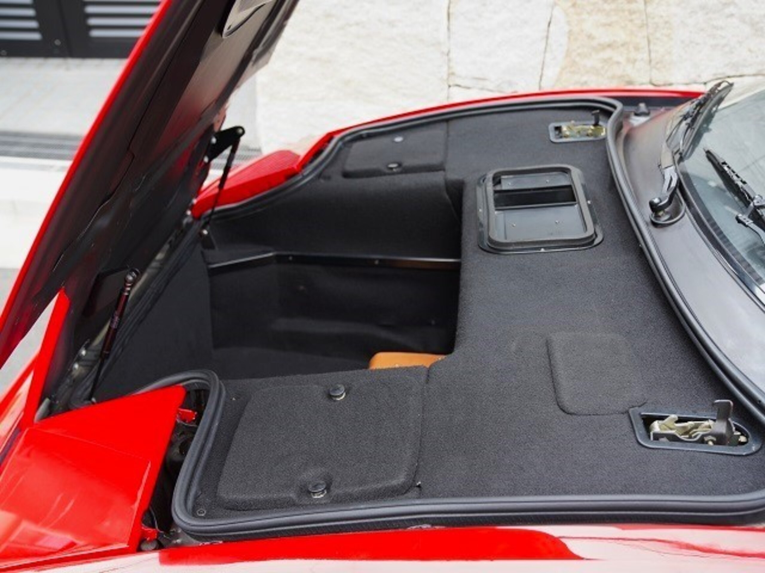 Ferrari F355 Berlinetta (photo: 16)