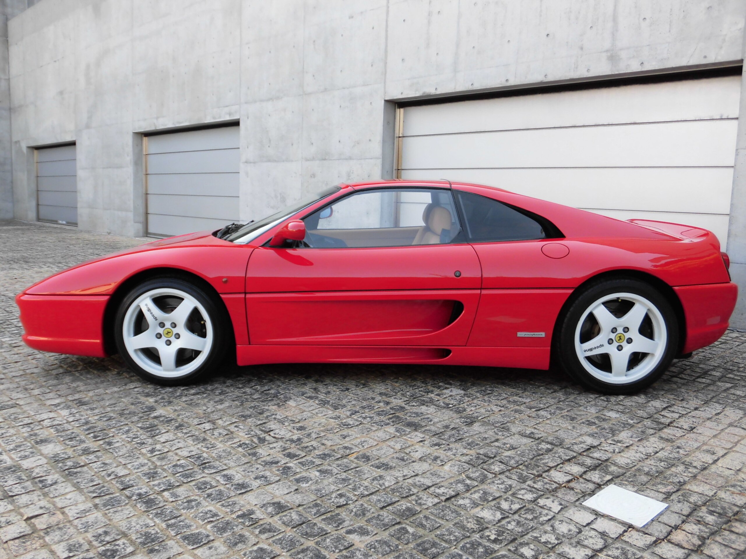 Ferrari F355 GTS (photo: 4)