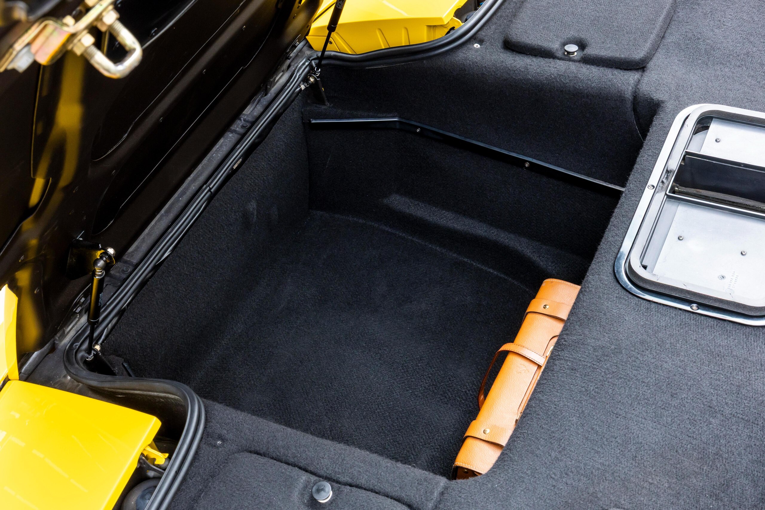 Ferrari F355 Spider (photo: 21)