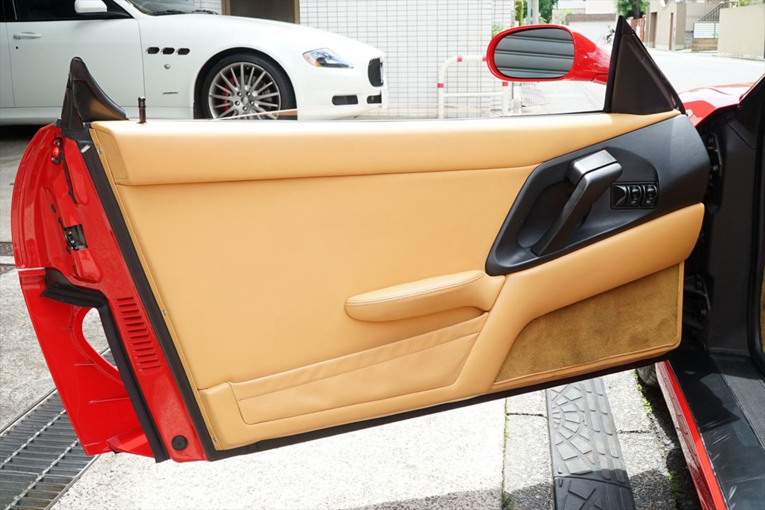 Ferrari F355 Berlinetta (photo: 5)