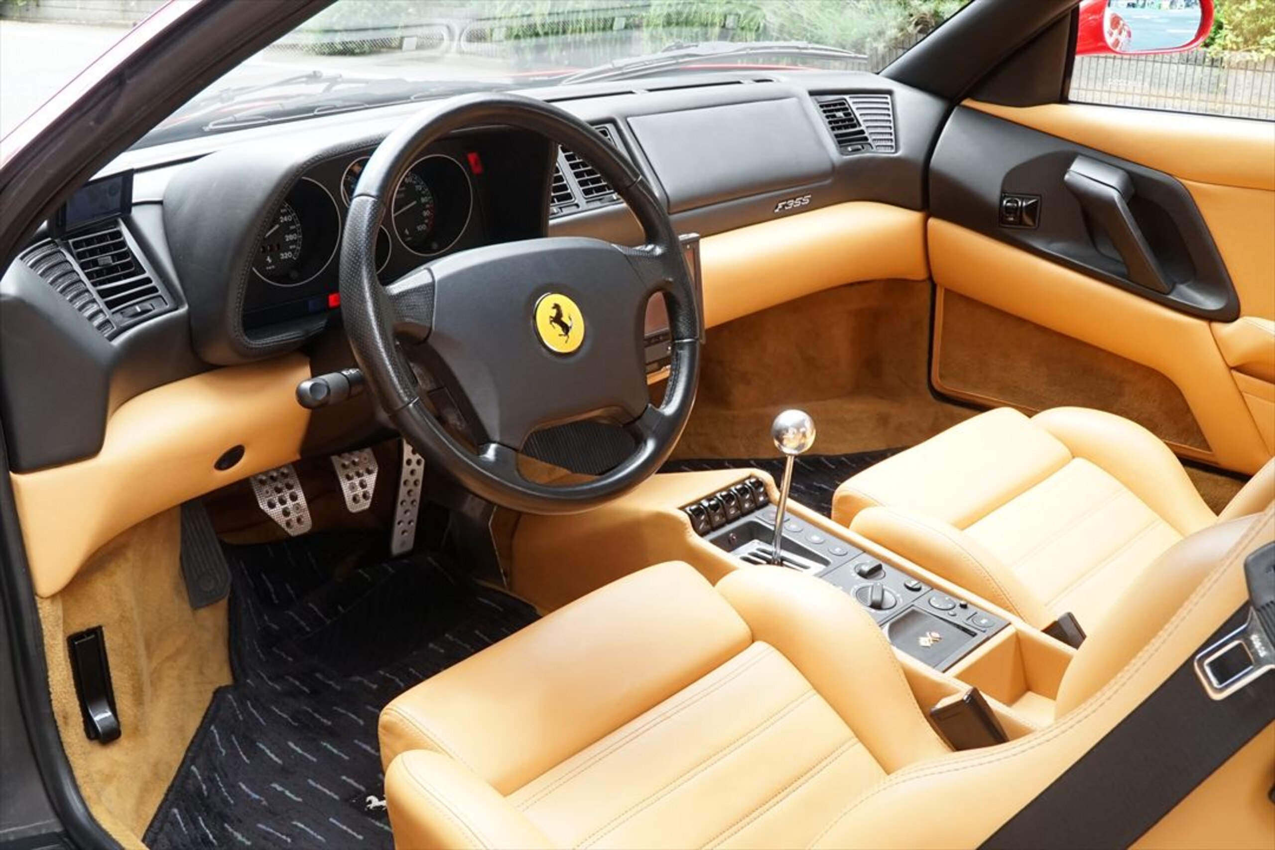 Ferrari F355 Berlinetta (photo: 7)