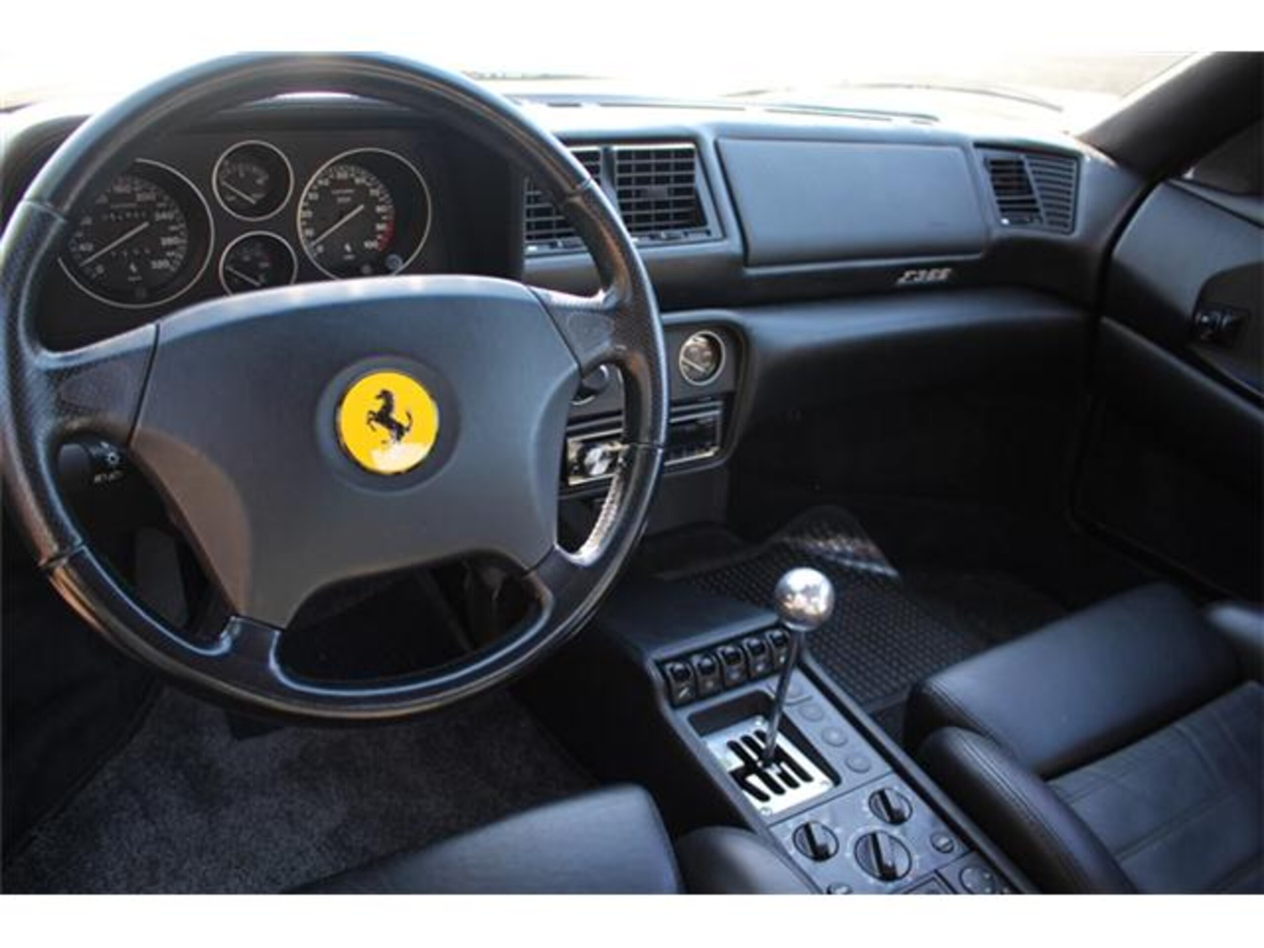 Ferrari F355 Berlinetta (photo: 8)