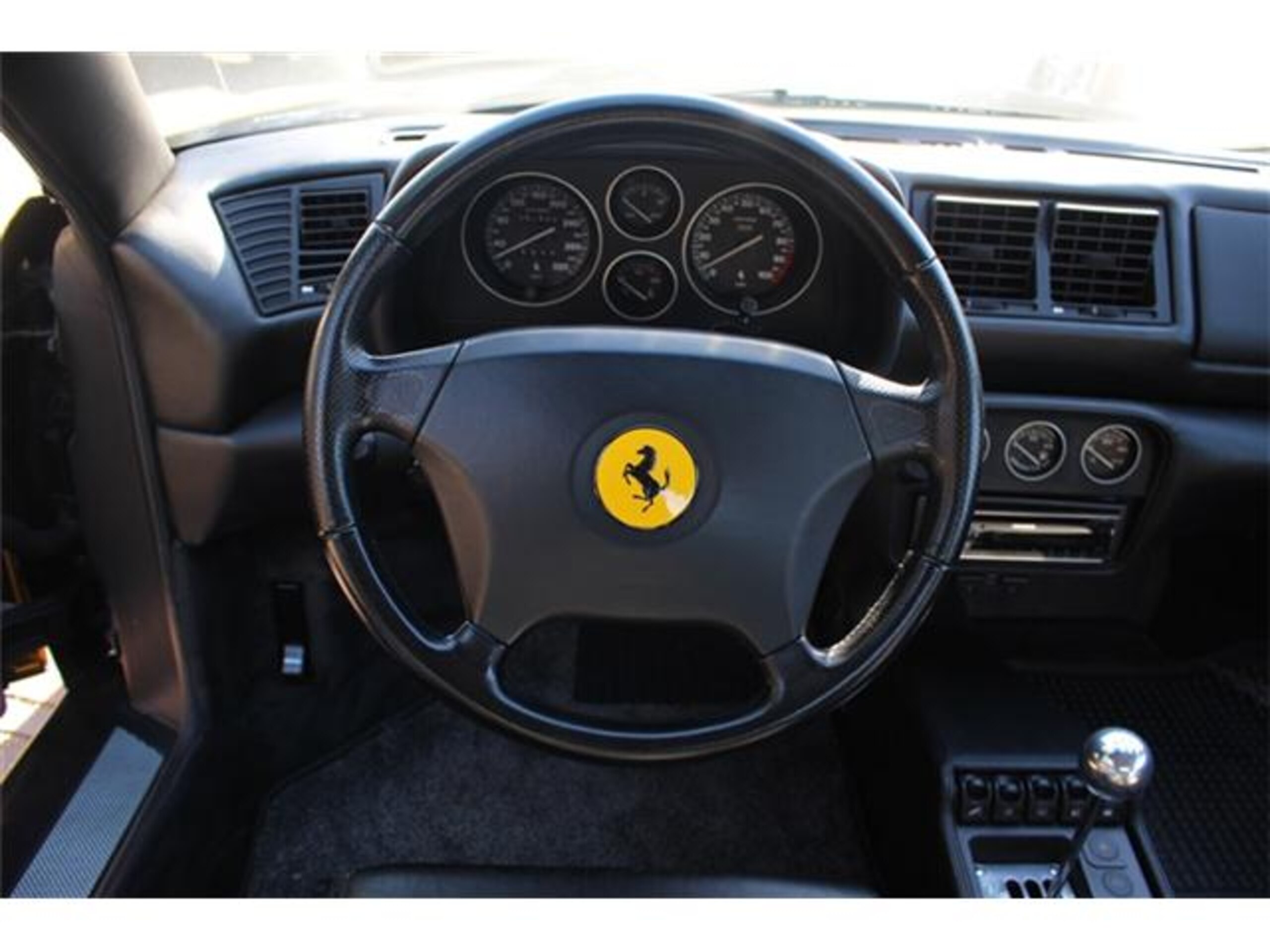 Ferrari F355 Berlinetta (photo: 6)