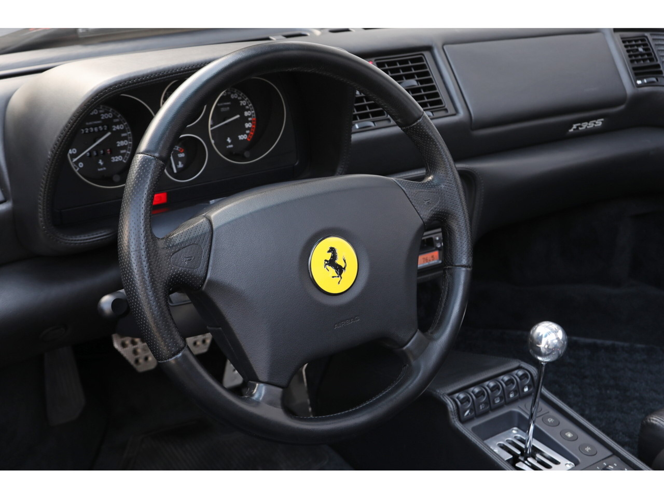 Ferrari F355 GTS (photo: 10)