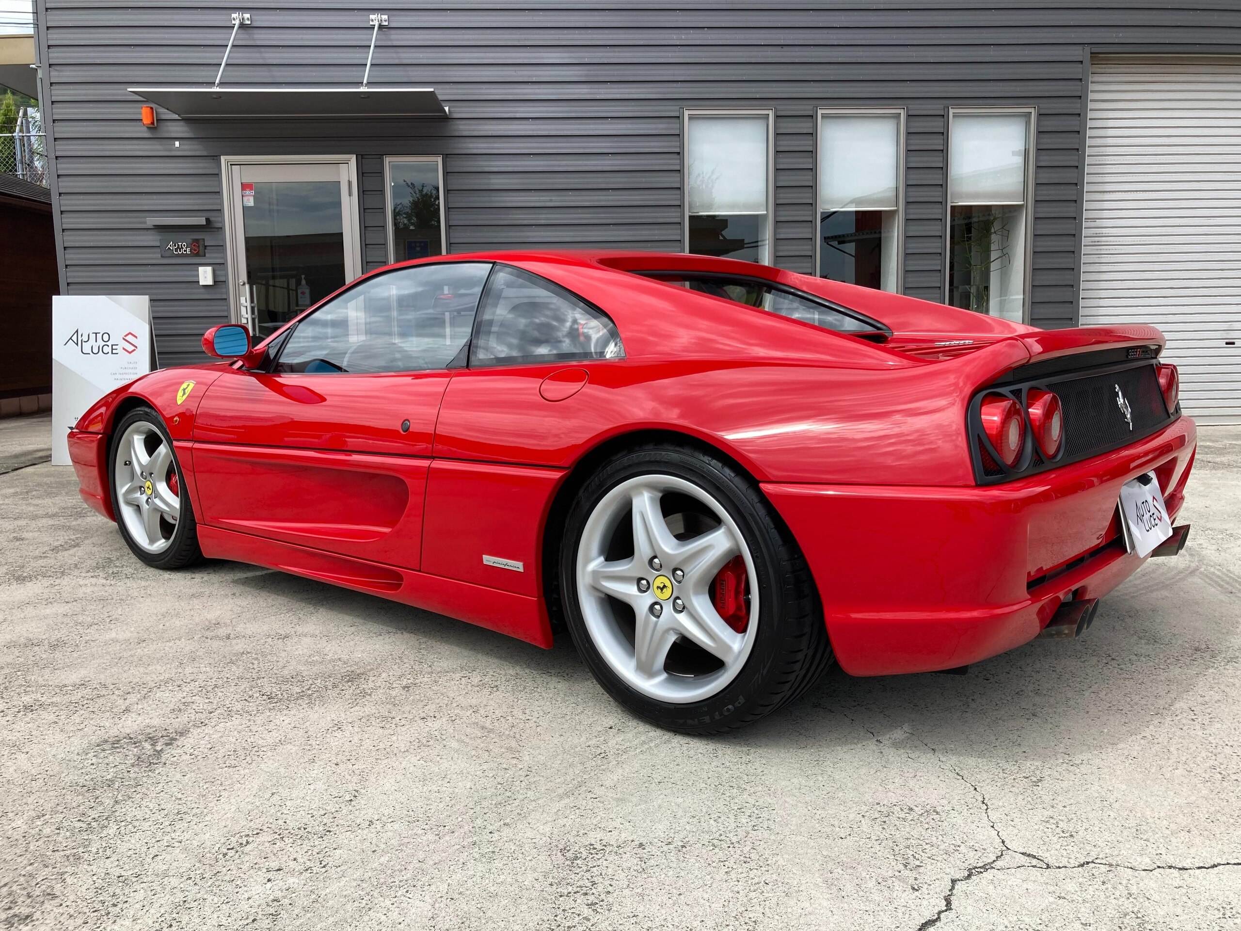 Ferrari F355 Berlinetta (photo: 6)