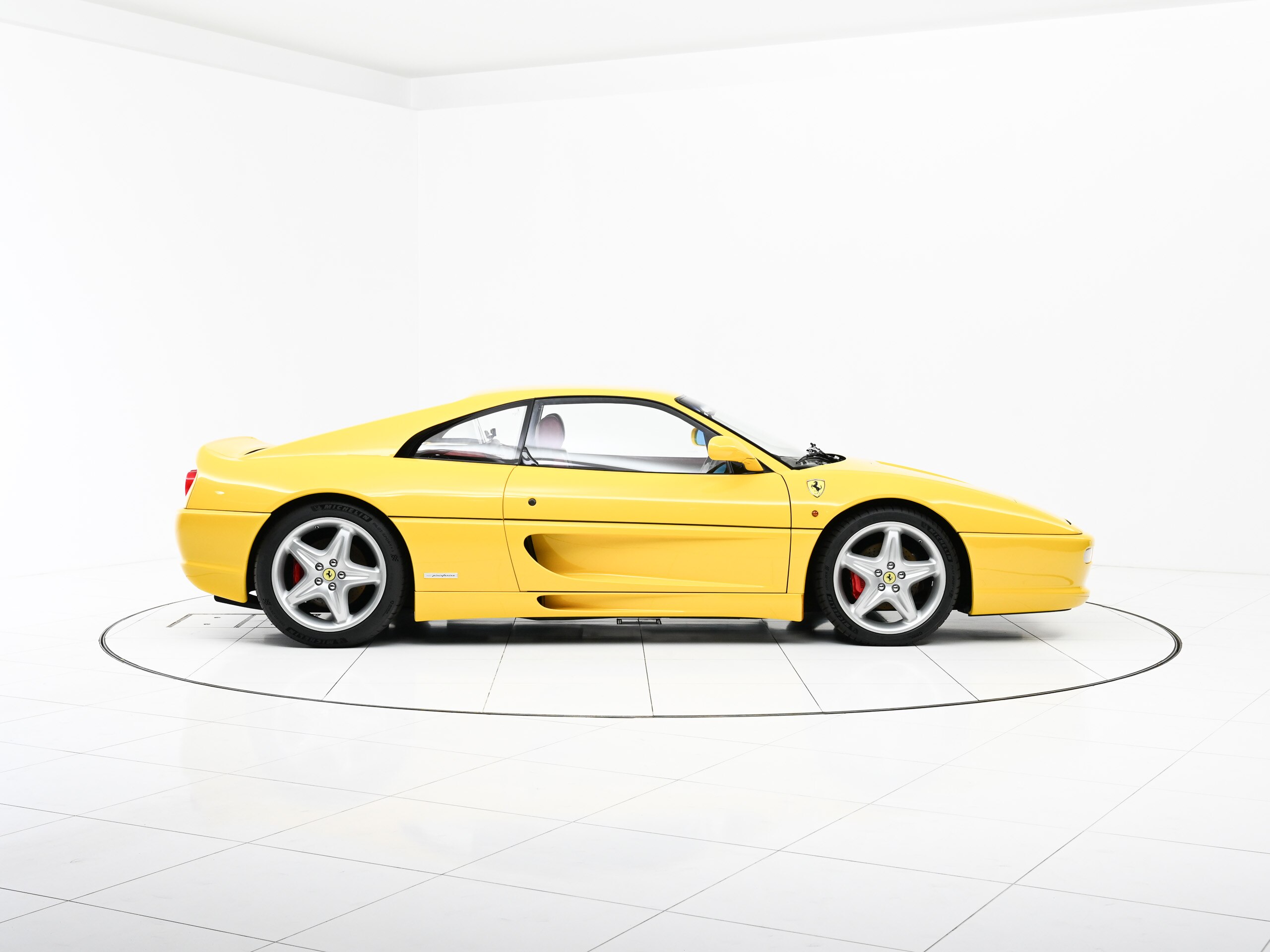 Ferrari F355 Berlinetta (photo: 7)