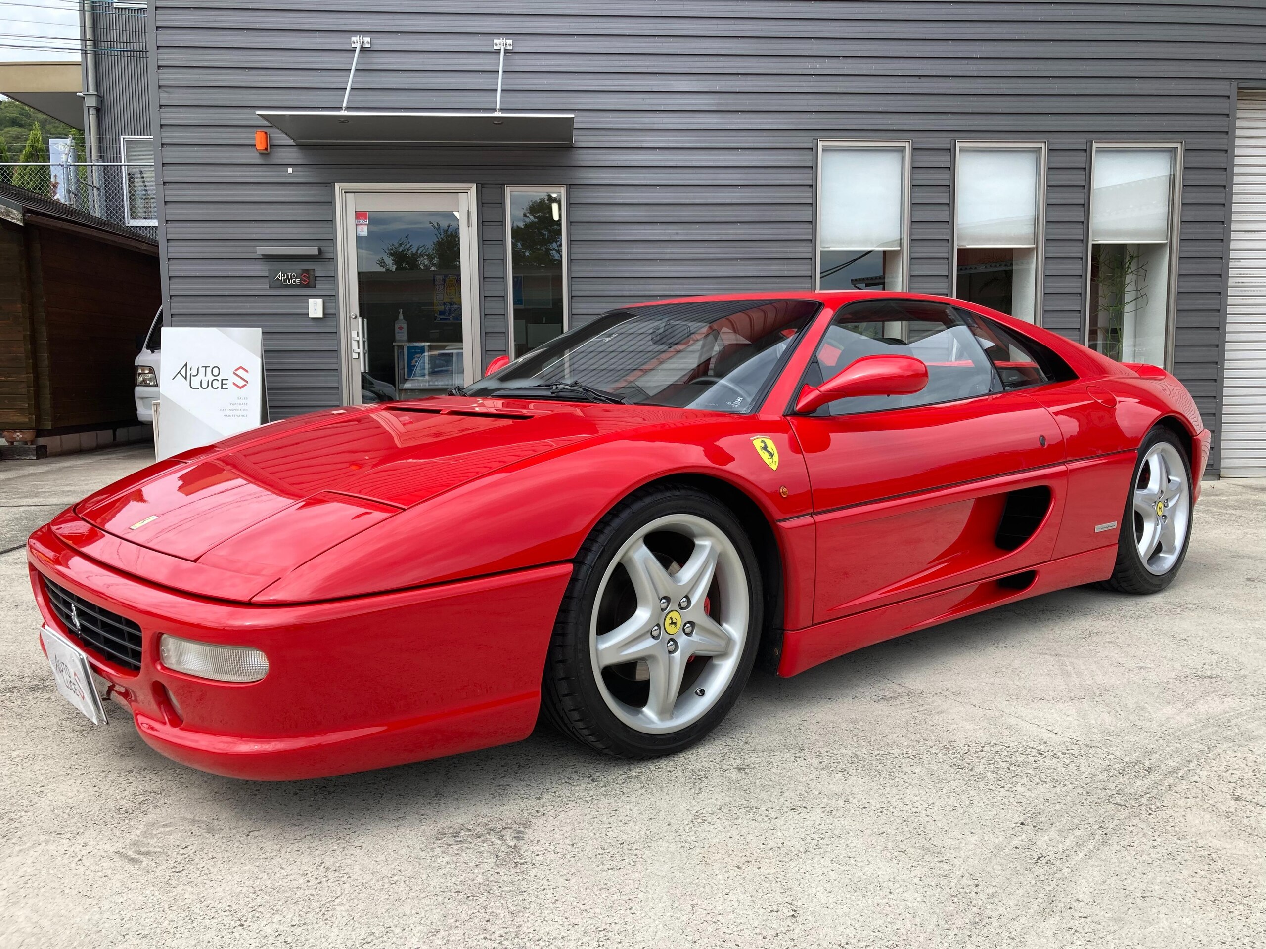 Ferrari F355 Berlinetta