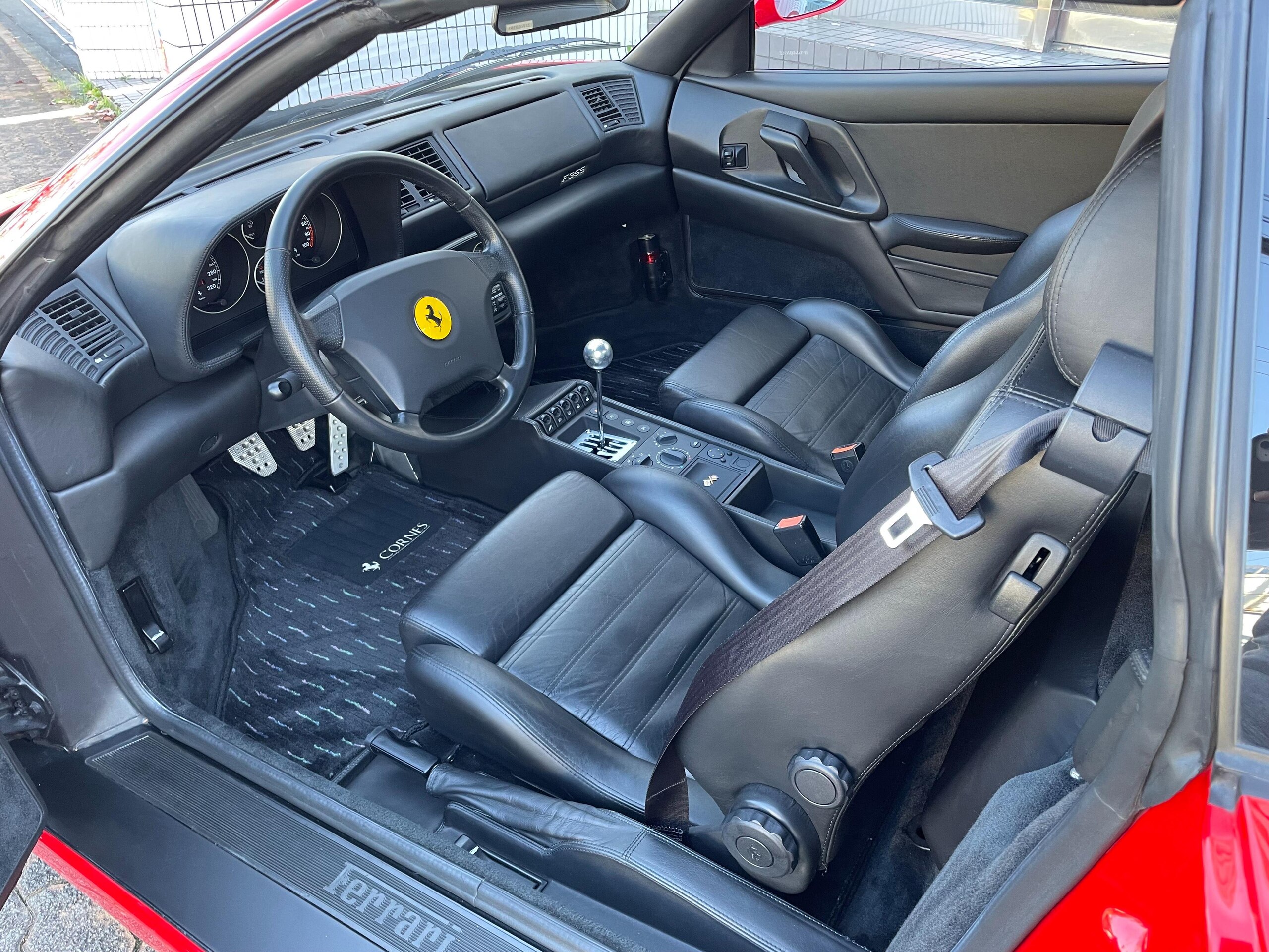 Ferrari F355 GTS (photo: 4)