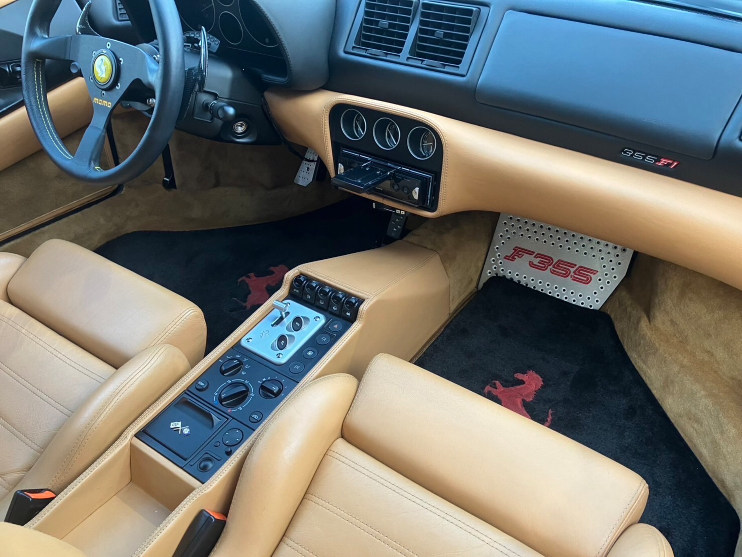 Ferrari F355 Berlinetta (photo: 9)