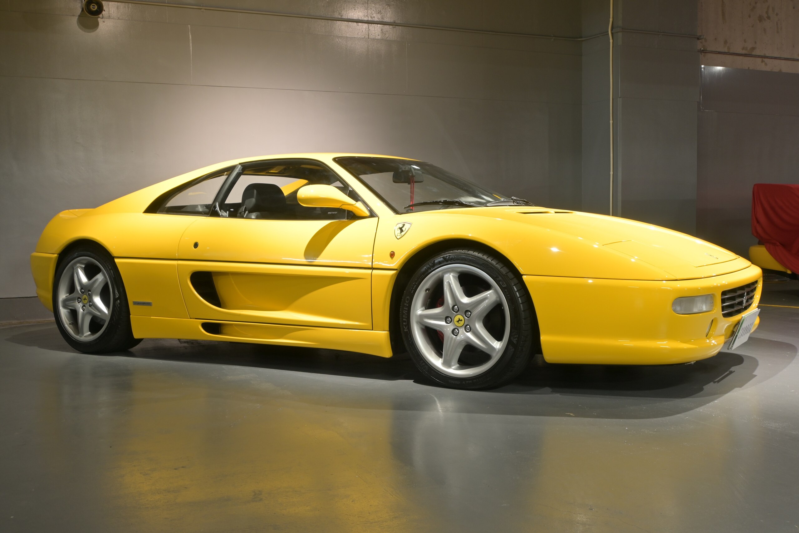 Ferrari F355 Berlinetta (photo: 1)