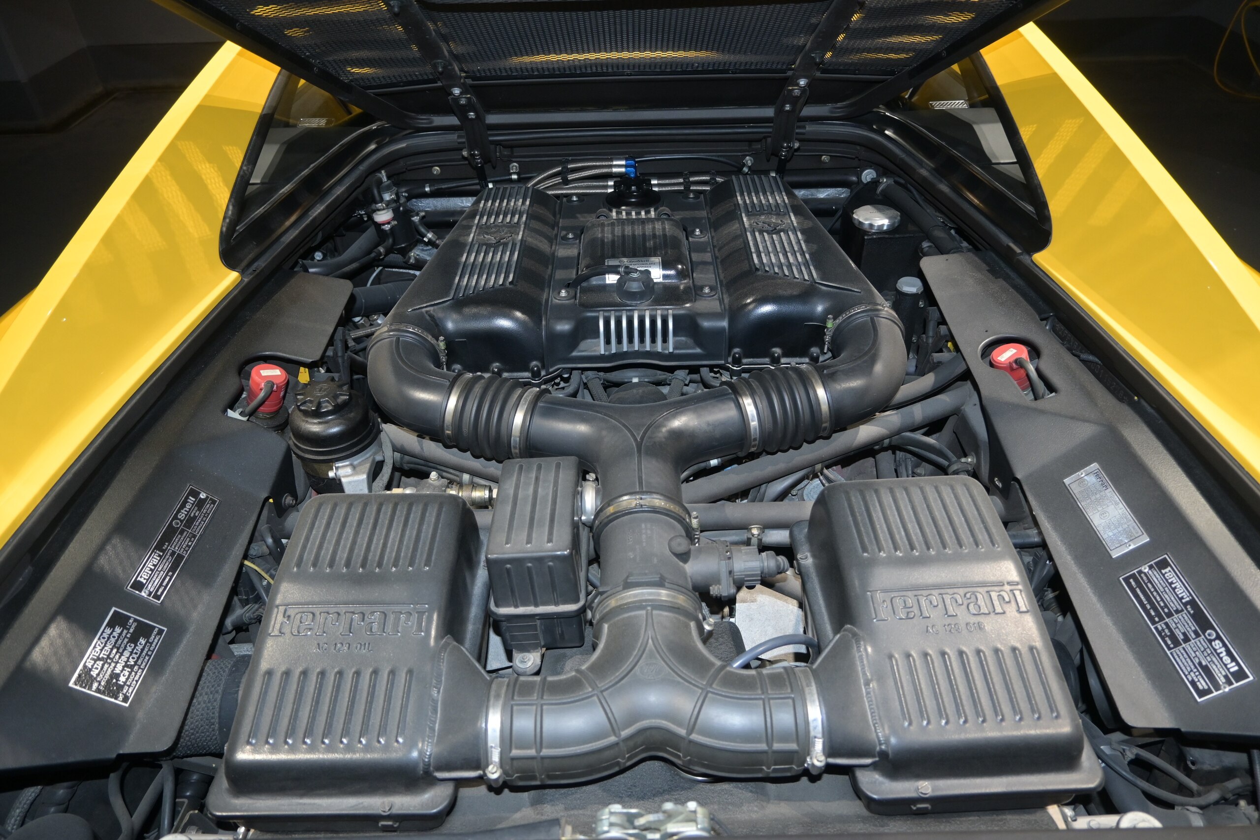 Ferrari F355 Berlinetta (photo: 14)