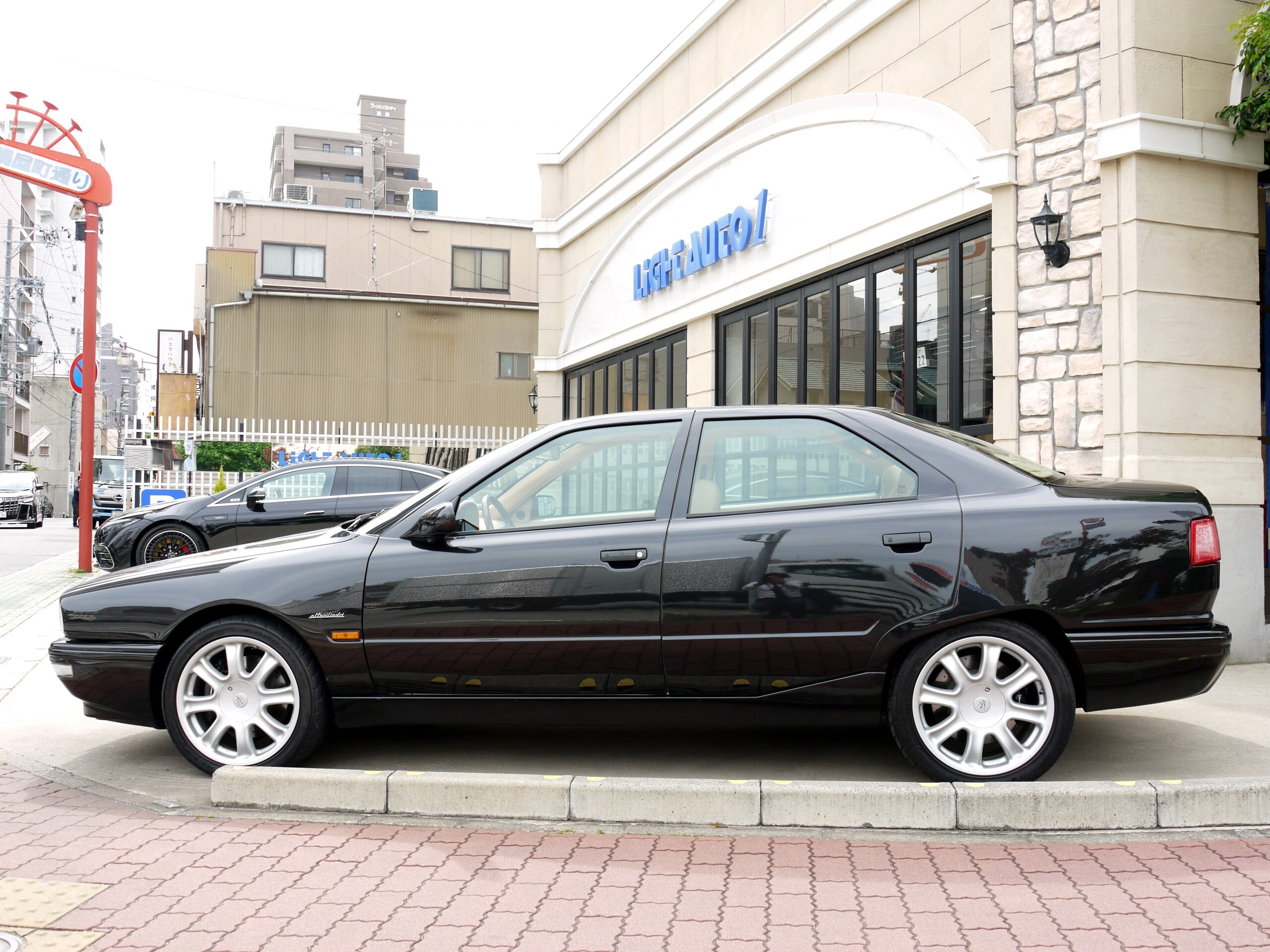 Maserati Quattroporte (photo: 4)