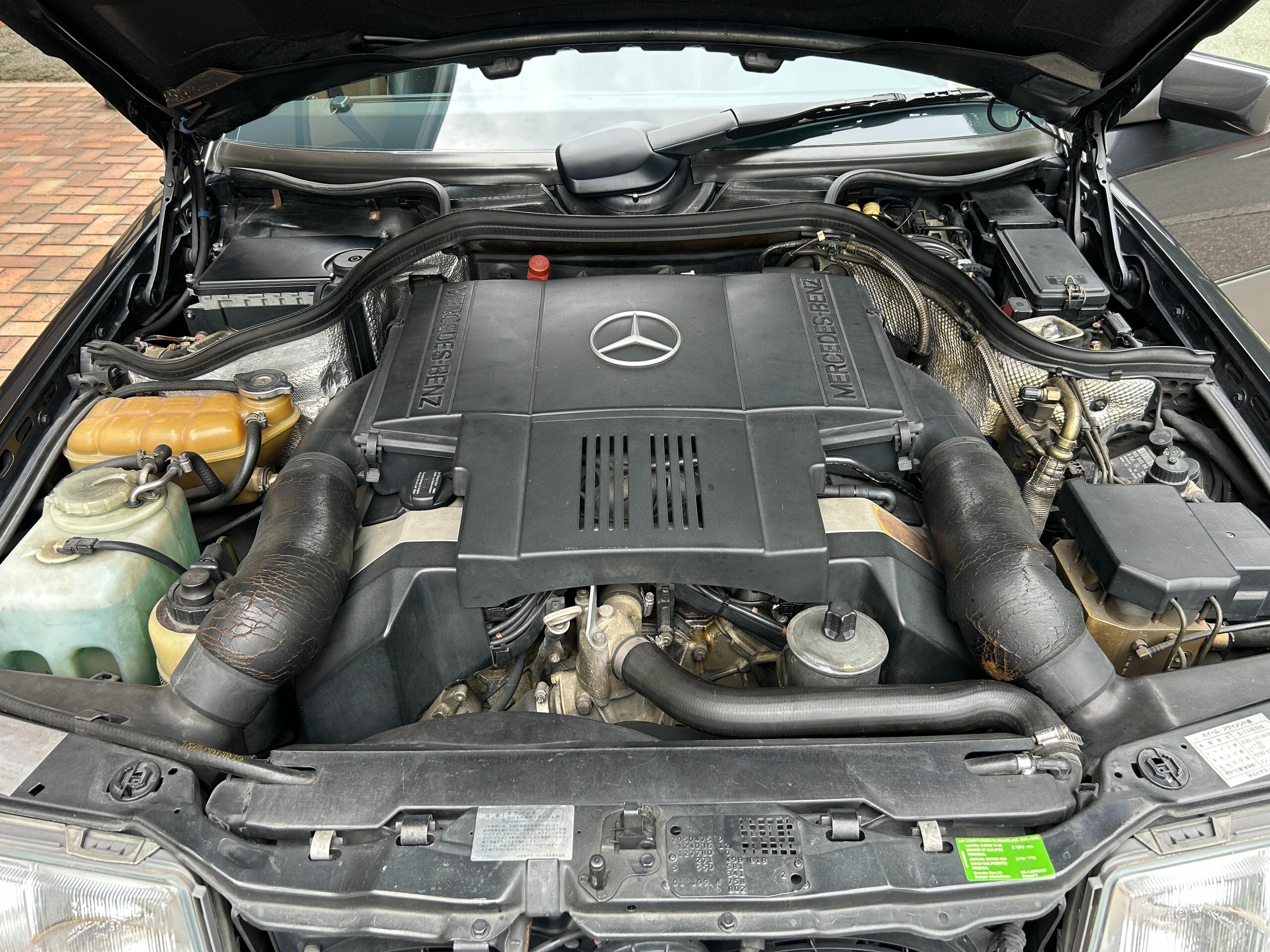 Mercedes Benz 500E (photo: 11)