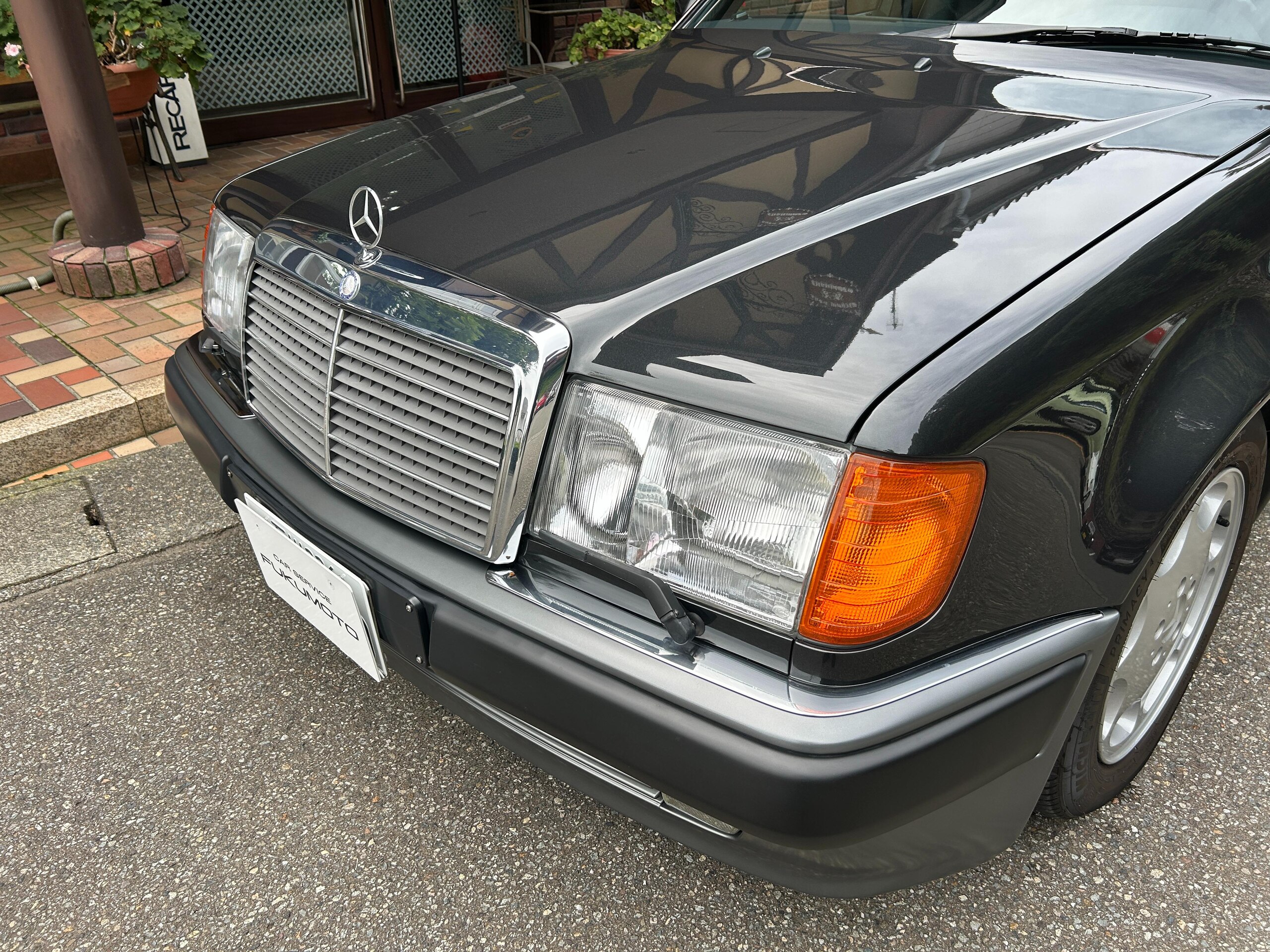 Mercedes Benz 500E (photo: 3)