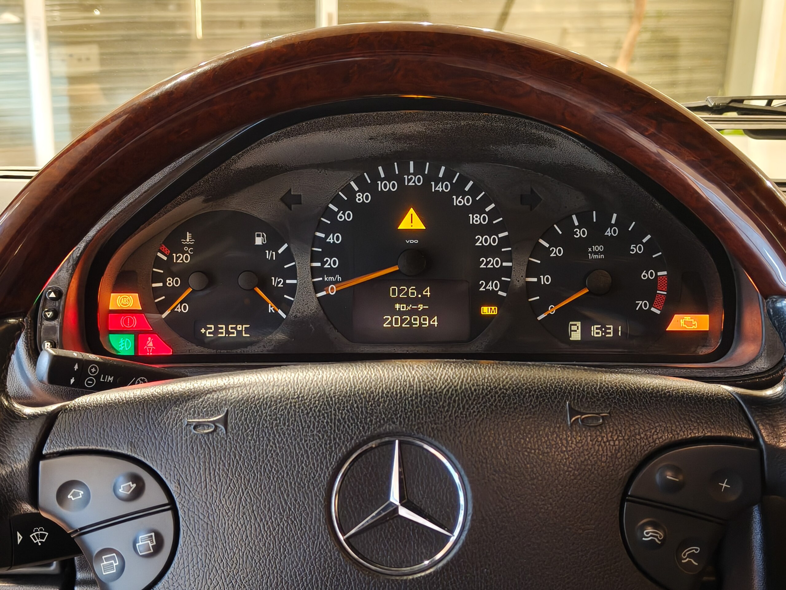 Mercedes Benz G320 (photo: 11)