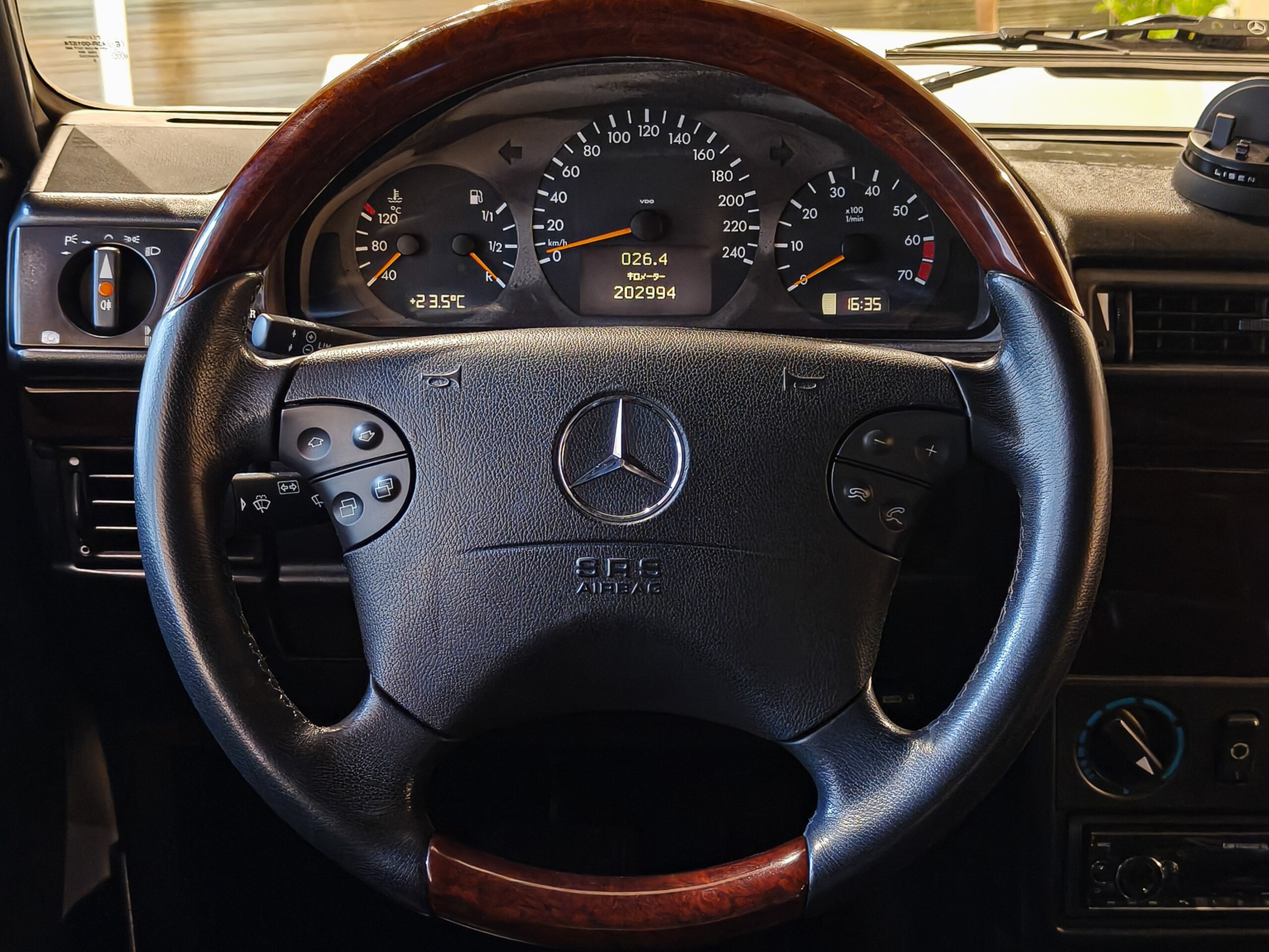 Mercedes Benz G320 (photo: 10)