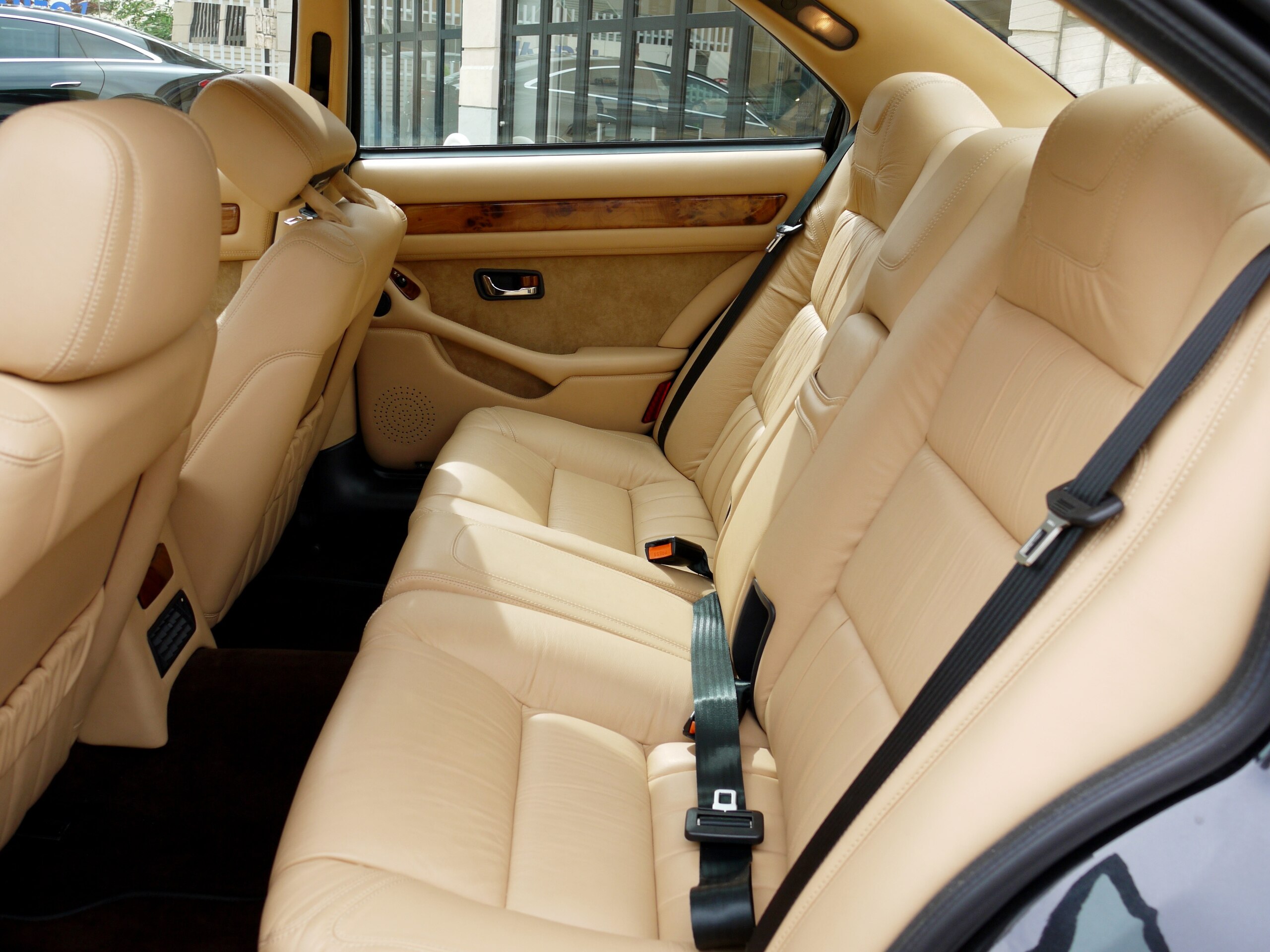 Maserati Quattroporte (photo: 8)