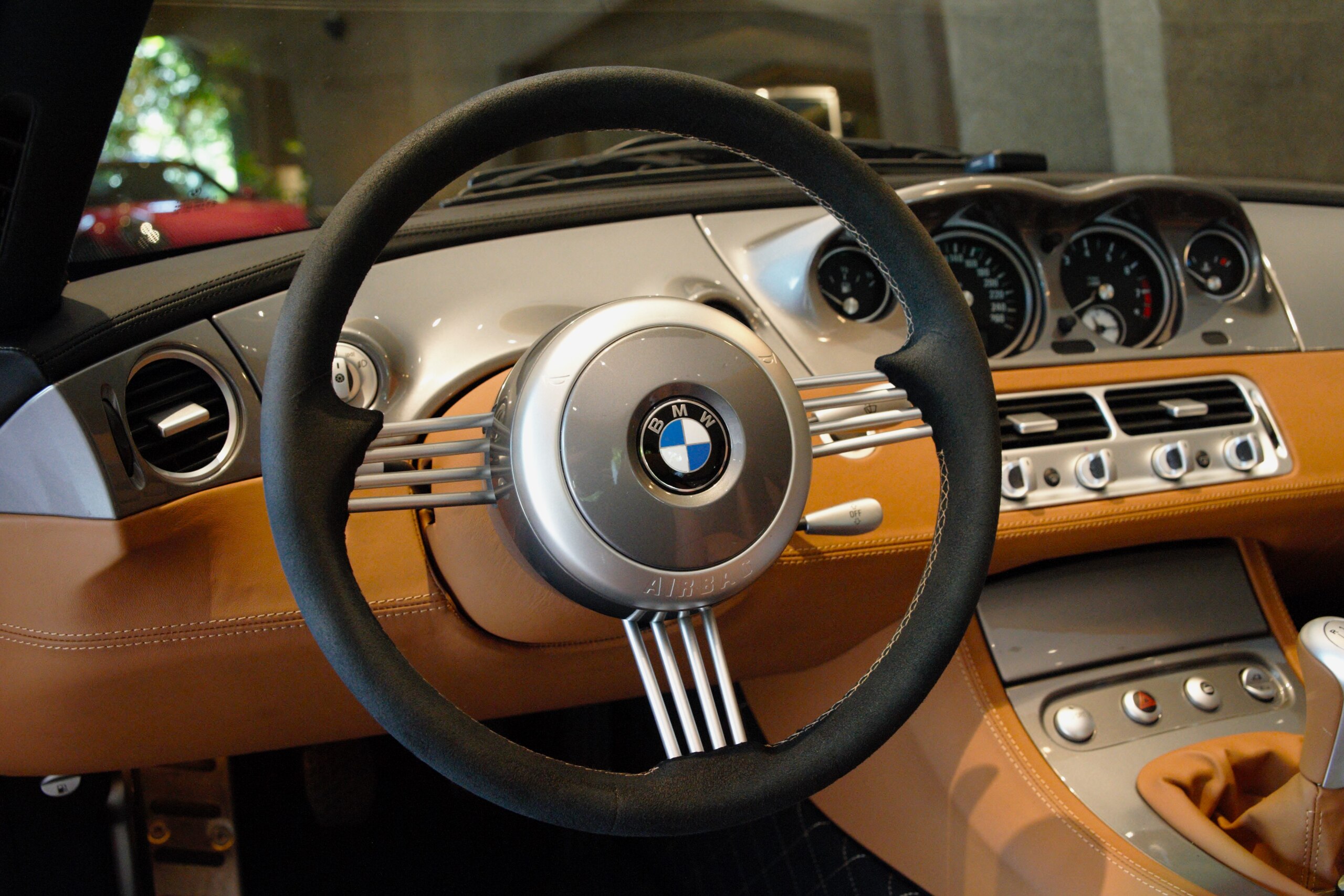 BMW Z8 (photo: 10)