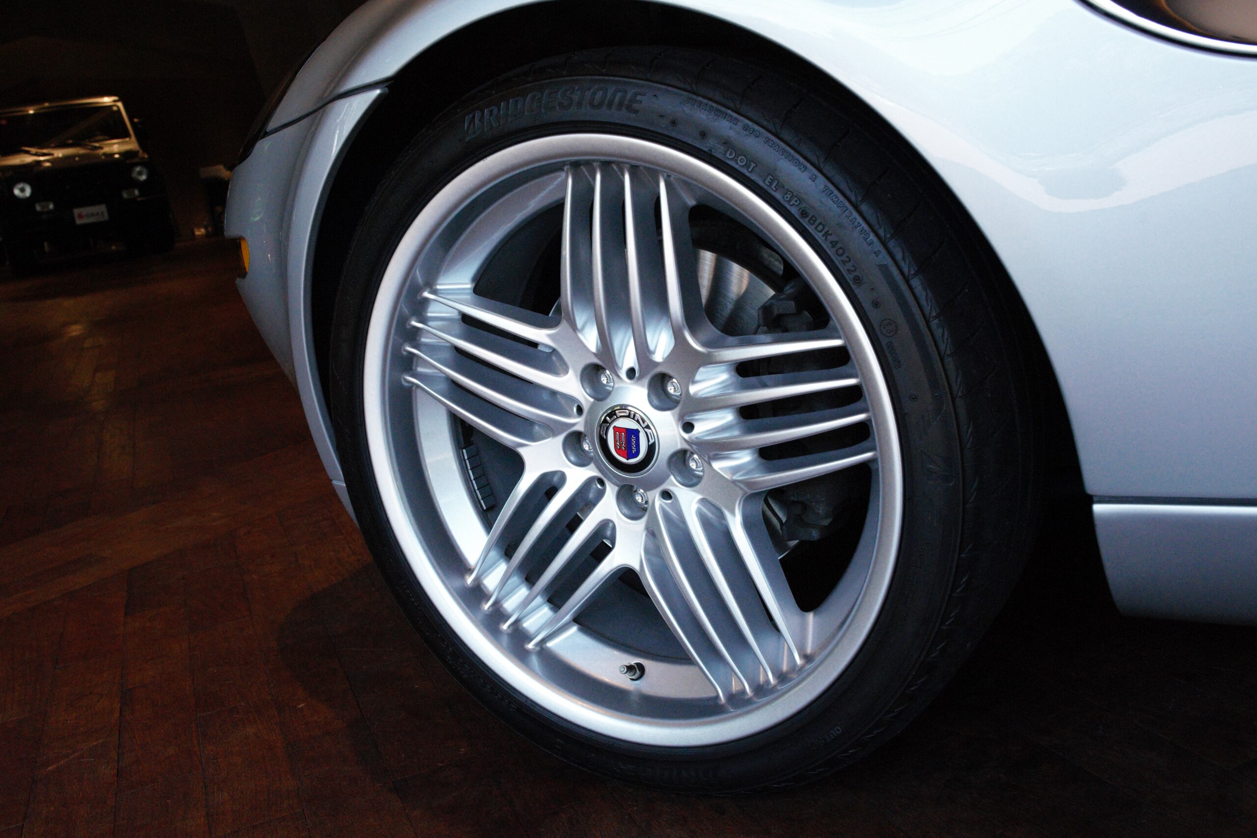 BMW Z8 (photo: 18)