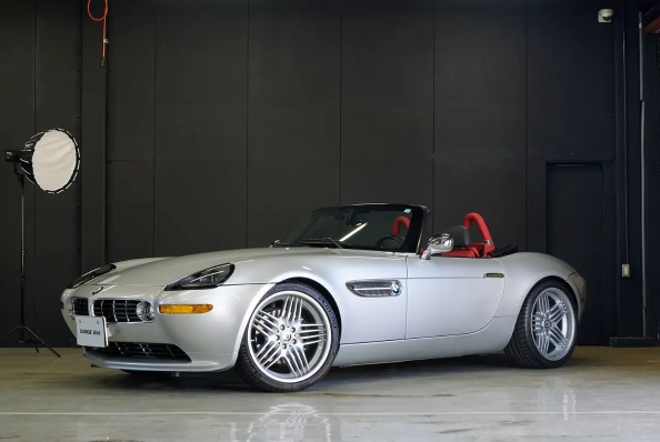 BMW Z8 (photo: 1)