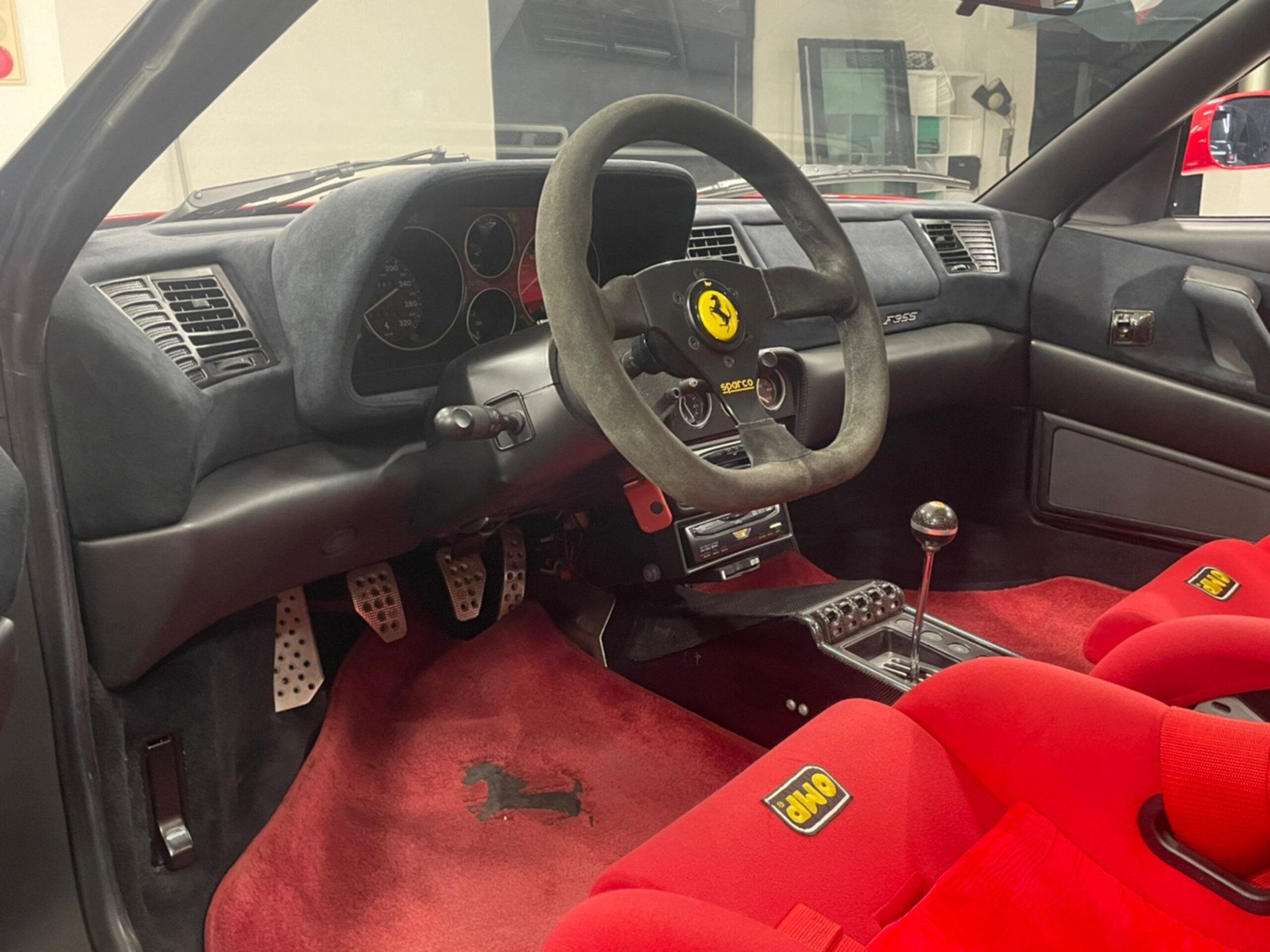 Ferrari F355 GTS (photo: 9)