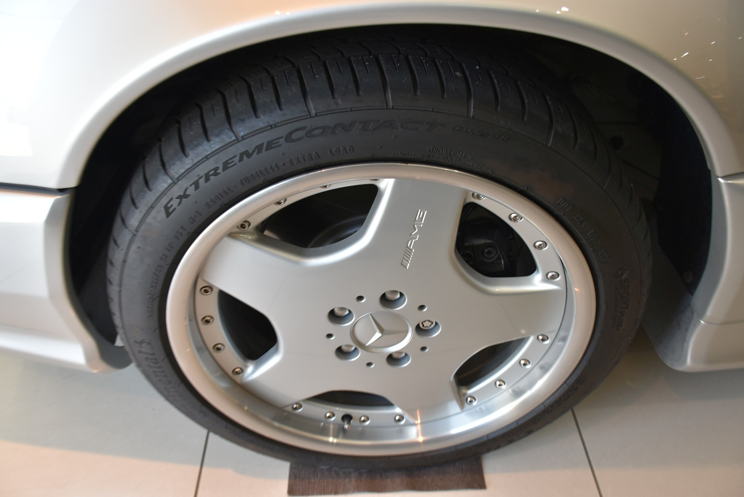 Mercedes Benz SL500 (photo: 12)