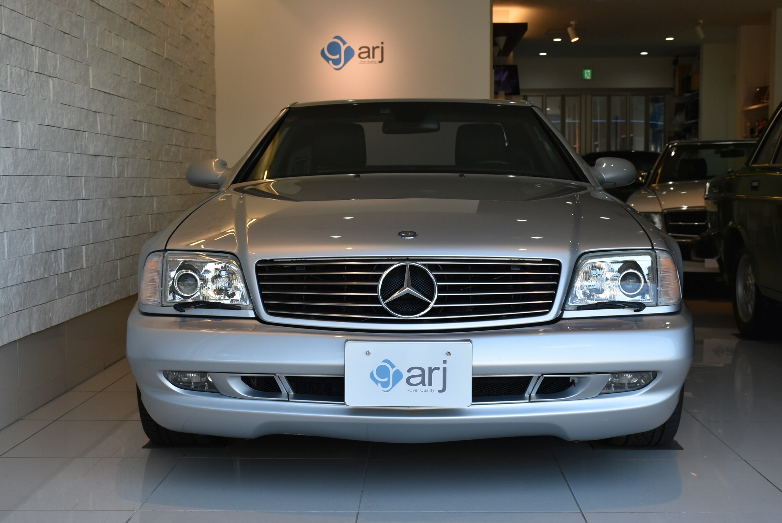Mercedes Benz SL500 (photo: 1)