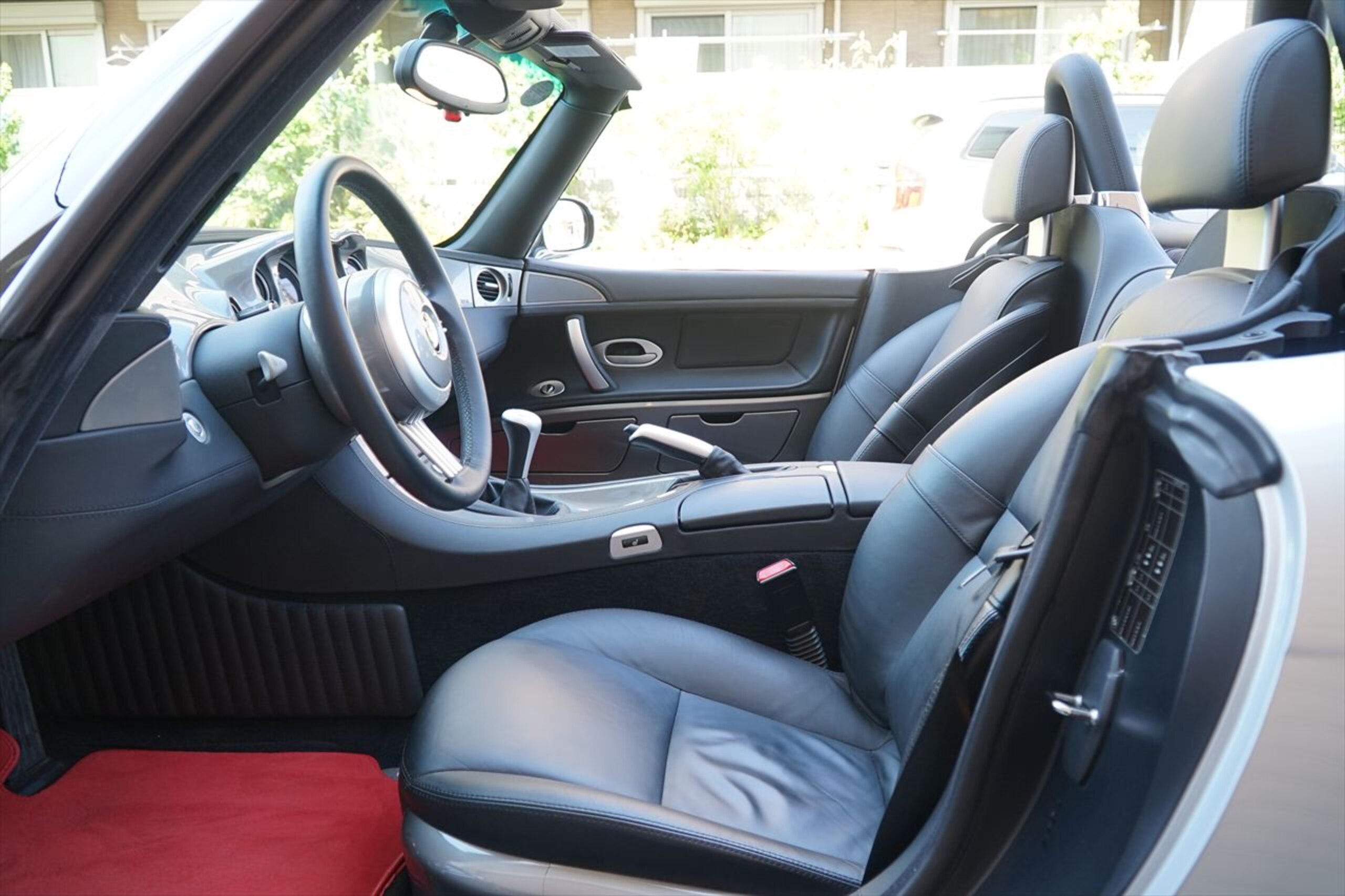 BMW Z8 (photo: 11)