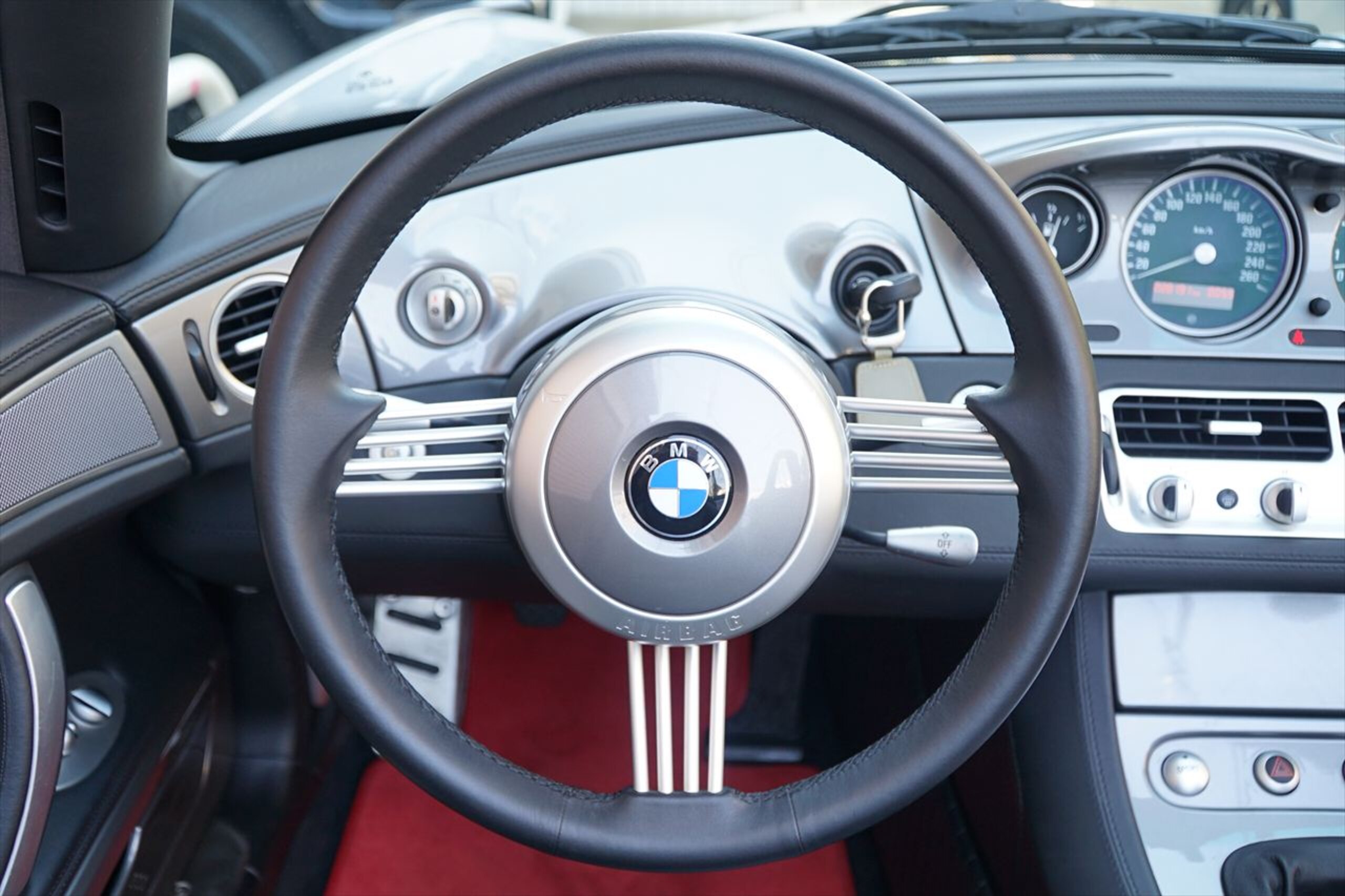 BMW Z8 (photo: 13)