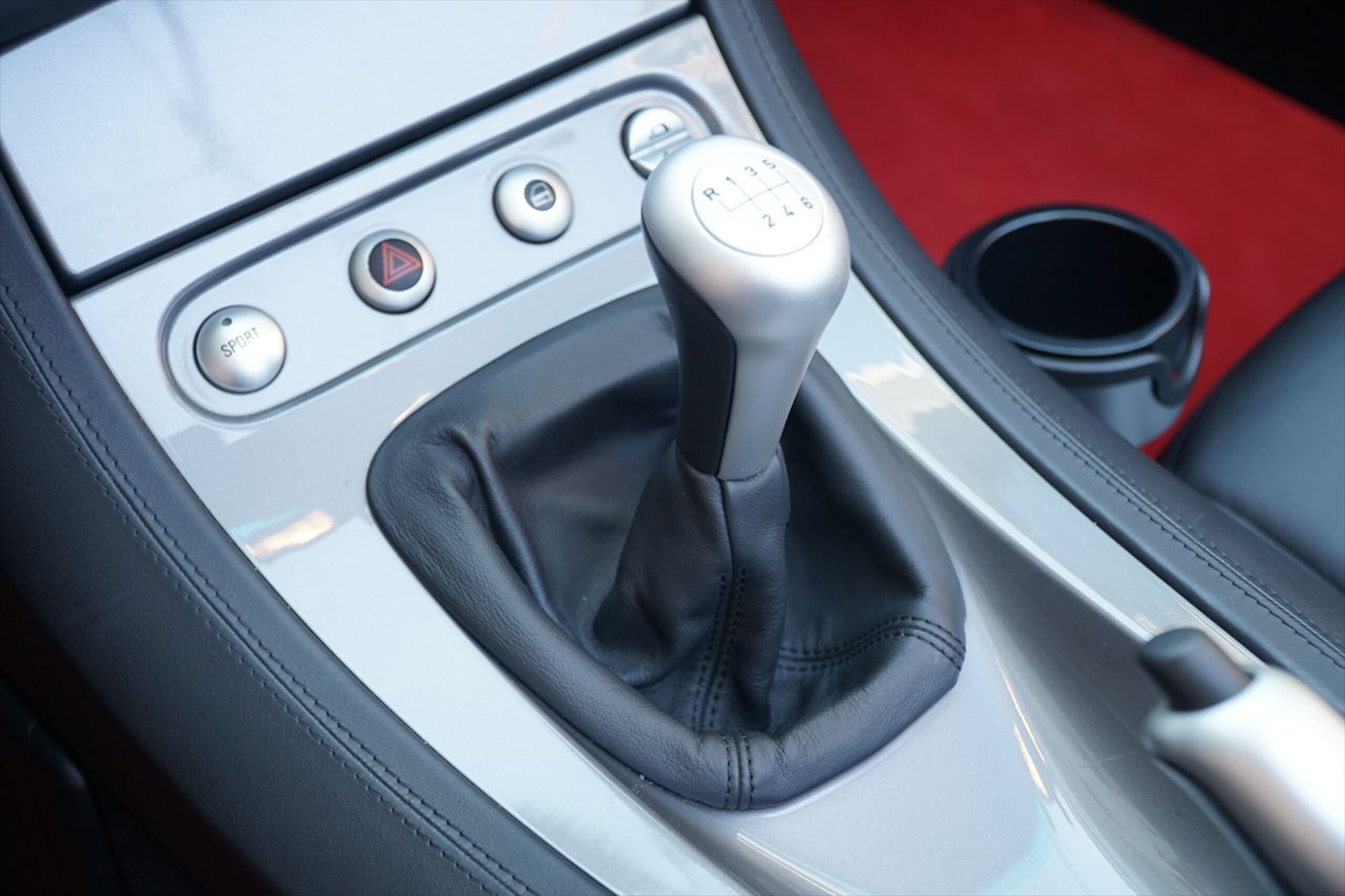 BMW Z8 (photo: 16)