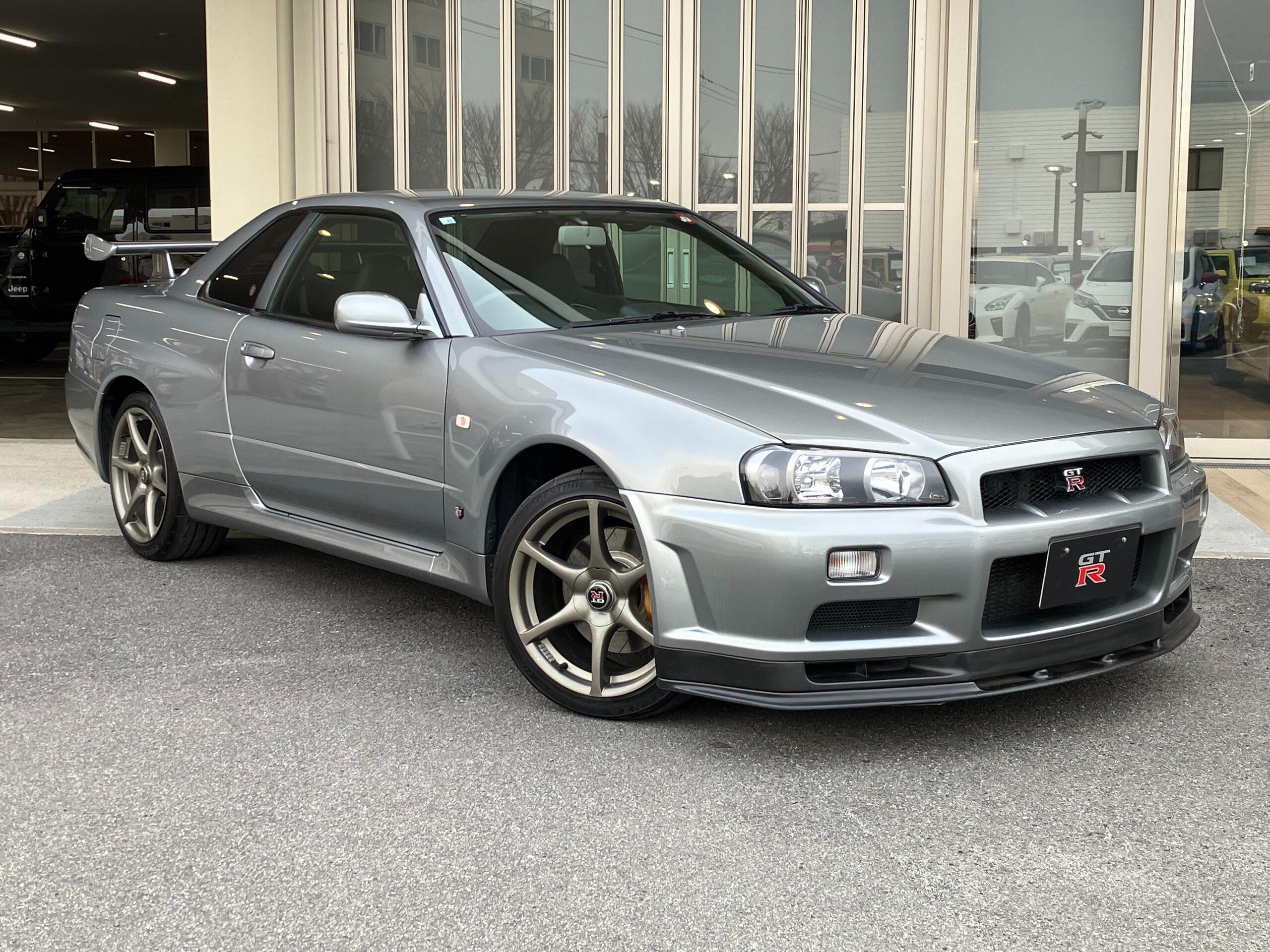 Nissan Skyline GT-R M Spec • EFJ Co., LTD