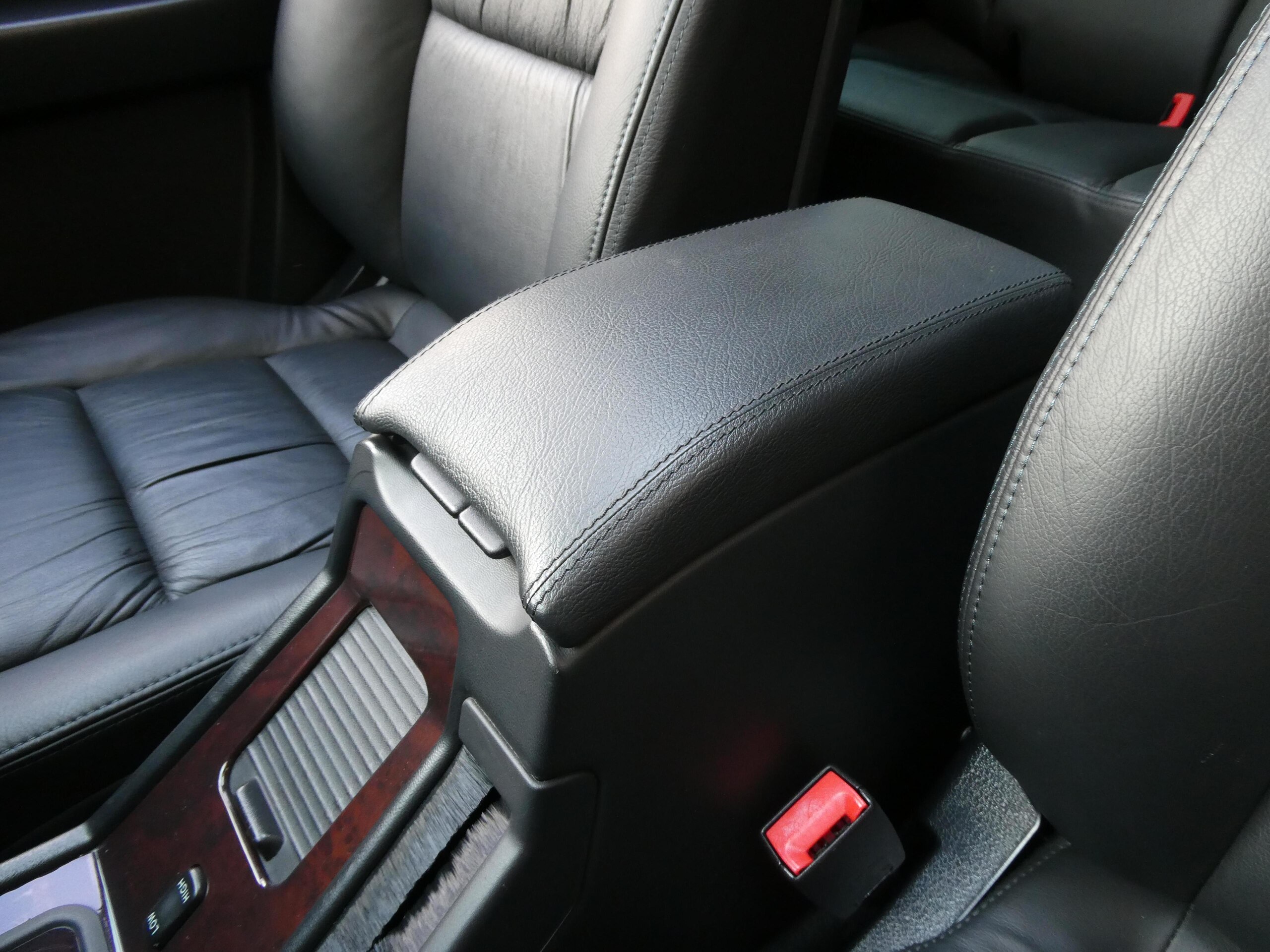 Mercedes Benz G320 (photo: 17)