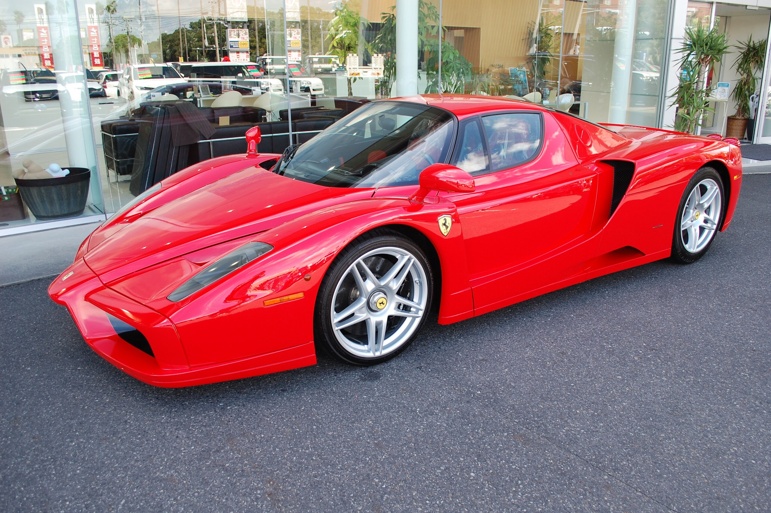 Ferrari Enzo (photo: 2)