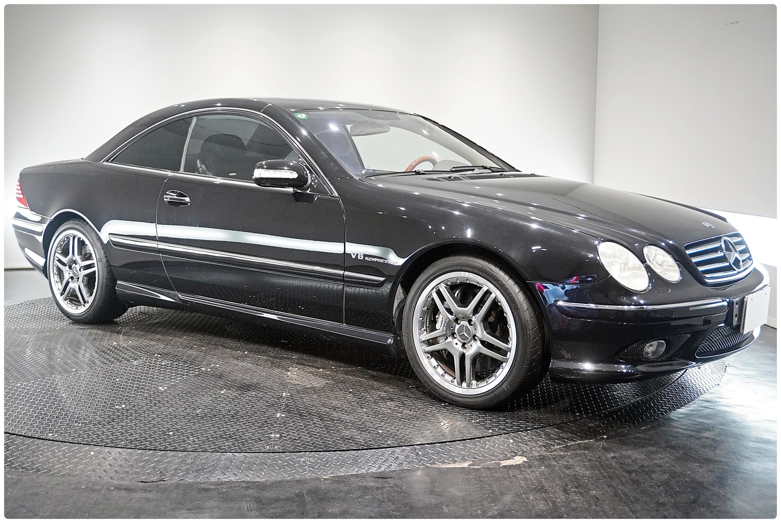 Mercedes Benz CL55 AMG (photo: 2)