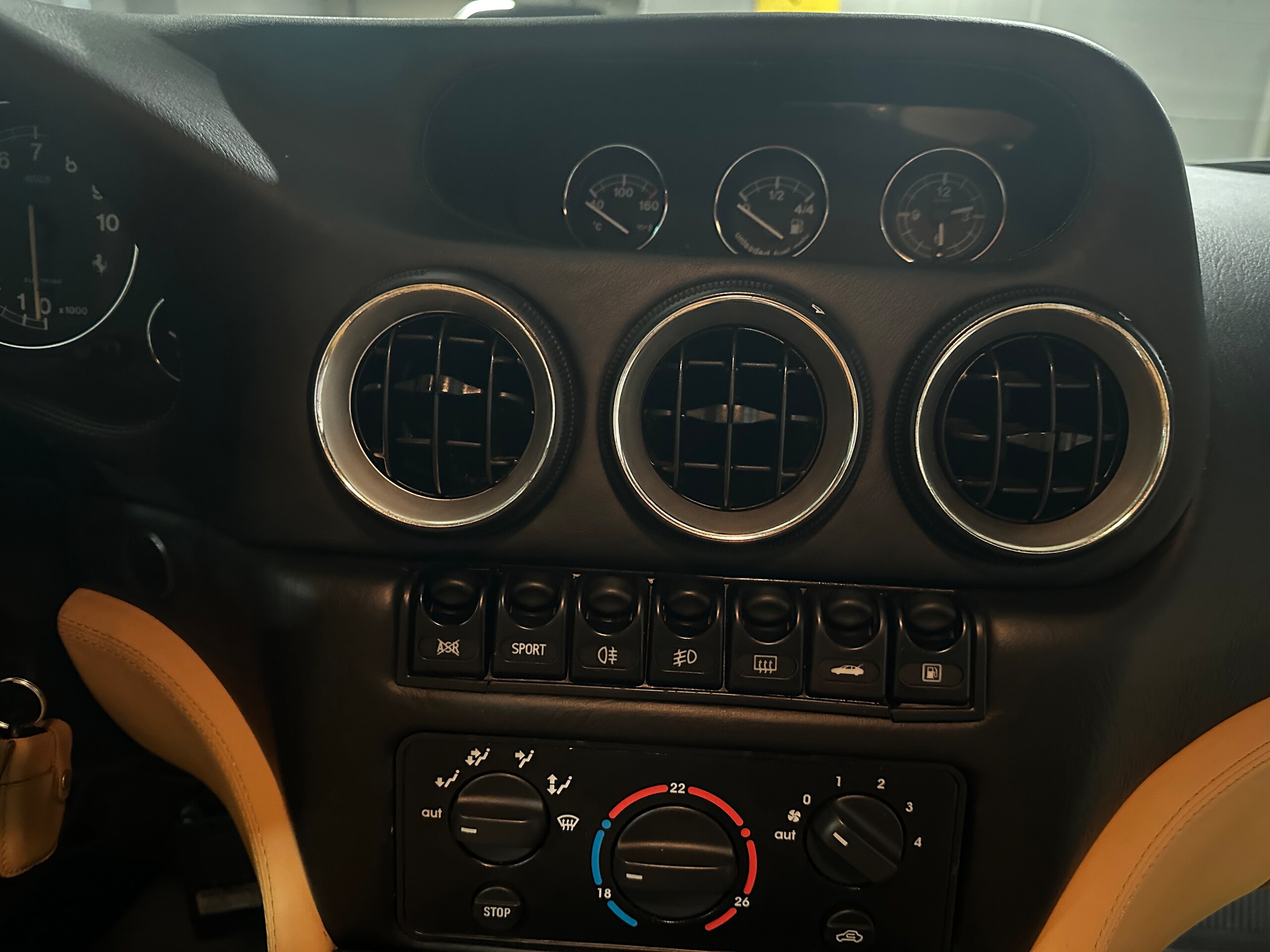 Ferrari 550 Maranello (photo: 11)