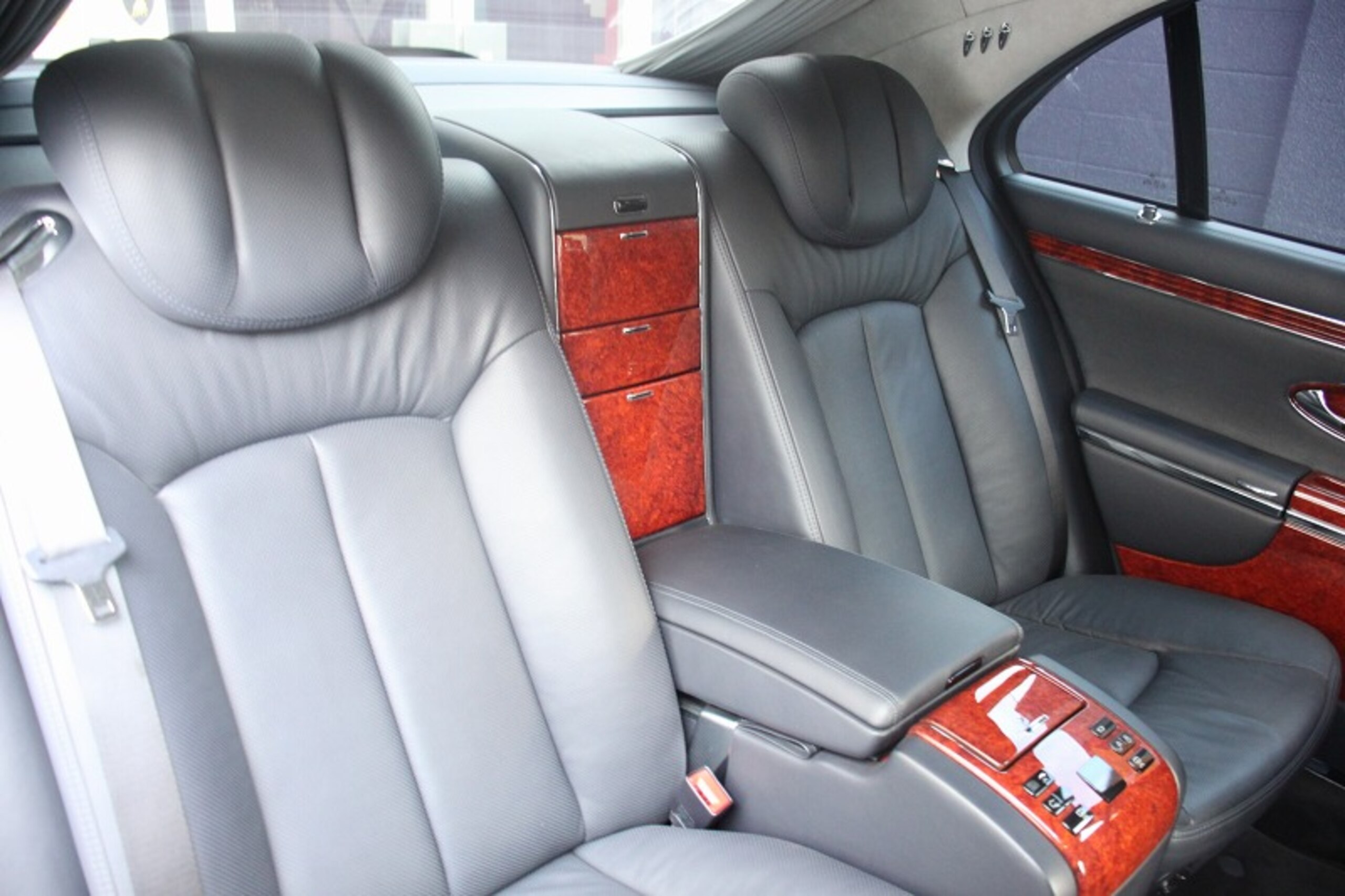 Mercedes Benz Maybach 57 (photo: 24)