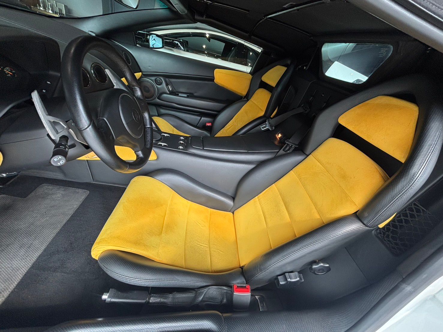 Lamborghini Murcielago Roadster (photo: 5)