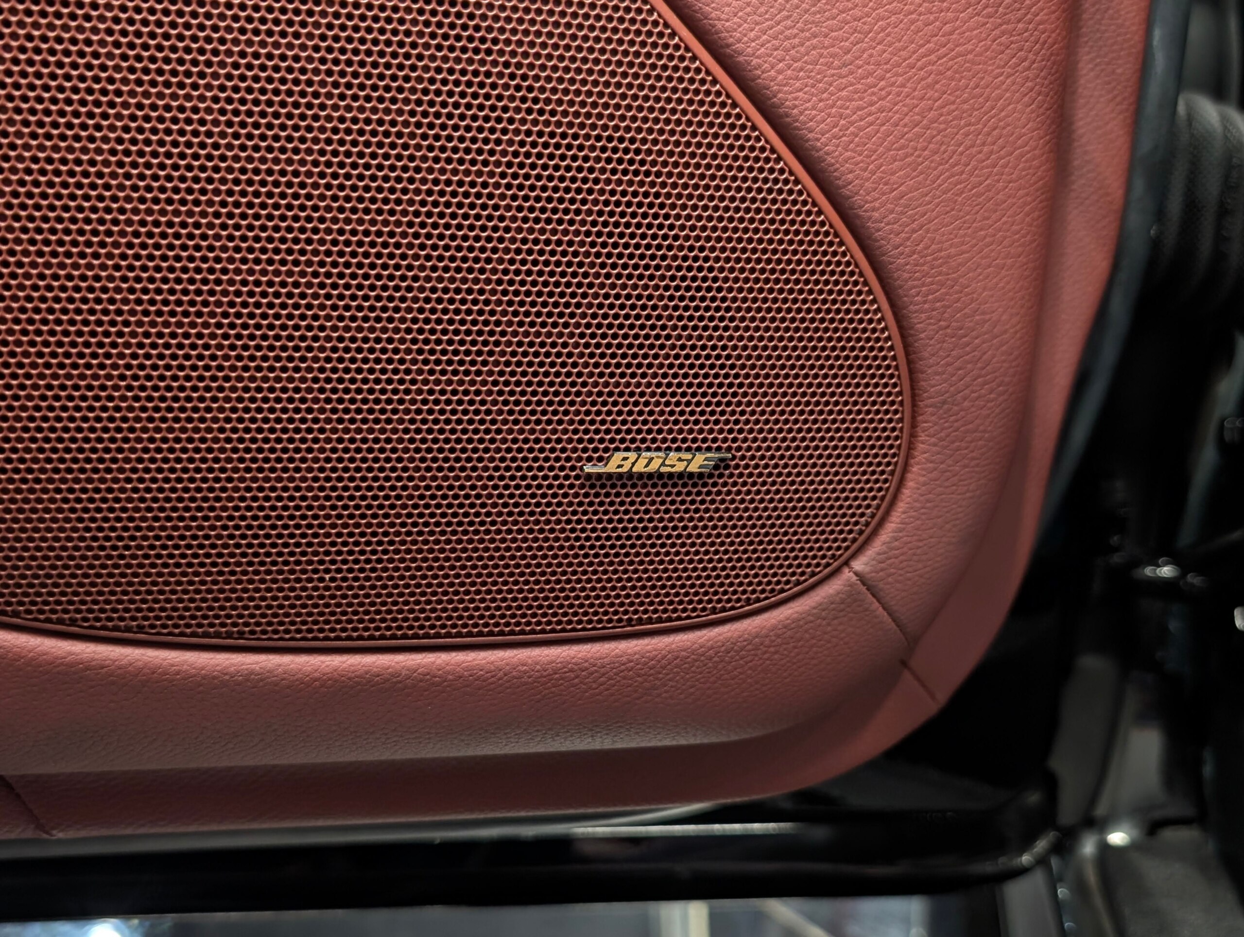 Mercedes Benz SL55 AMG (photo: 15)