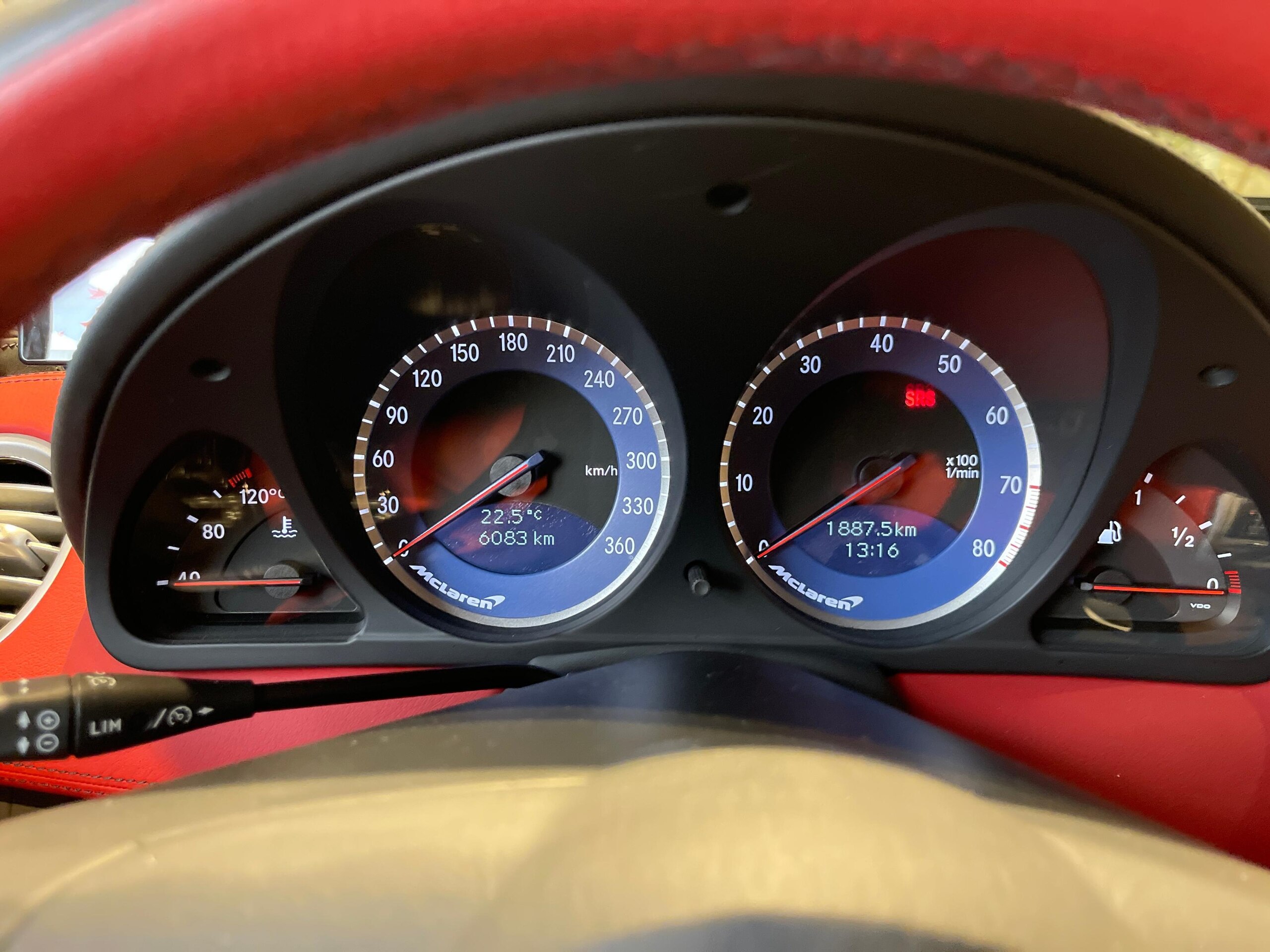 Mercedes Benz SLR McLaren (photo: 9)